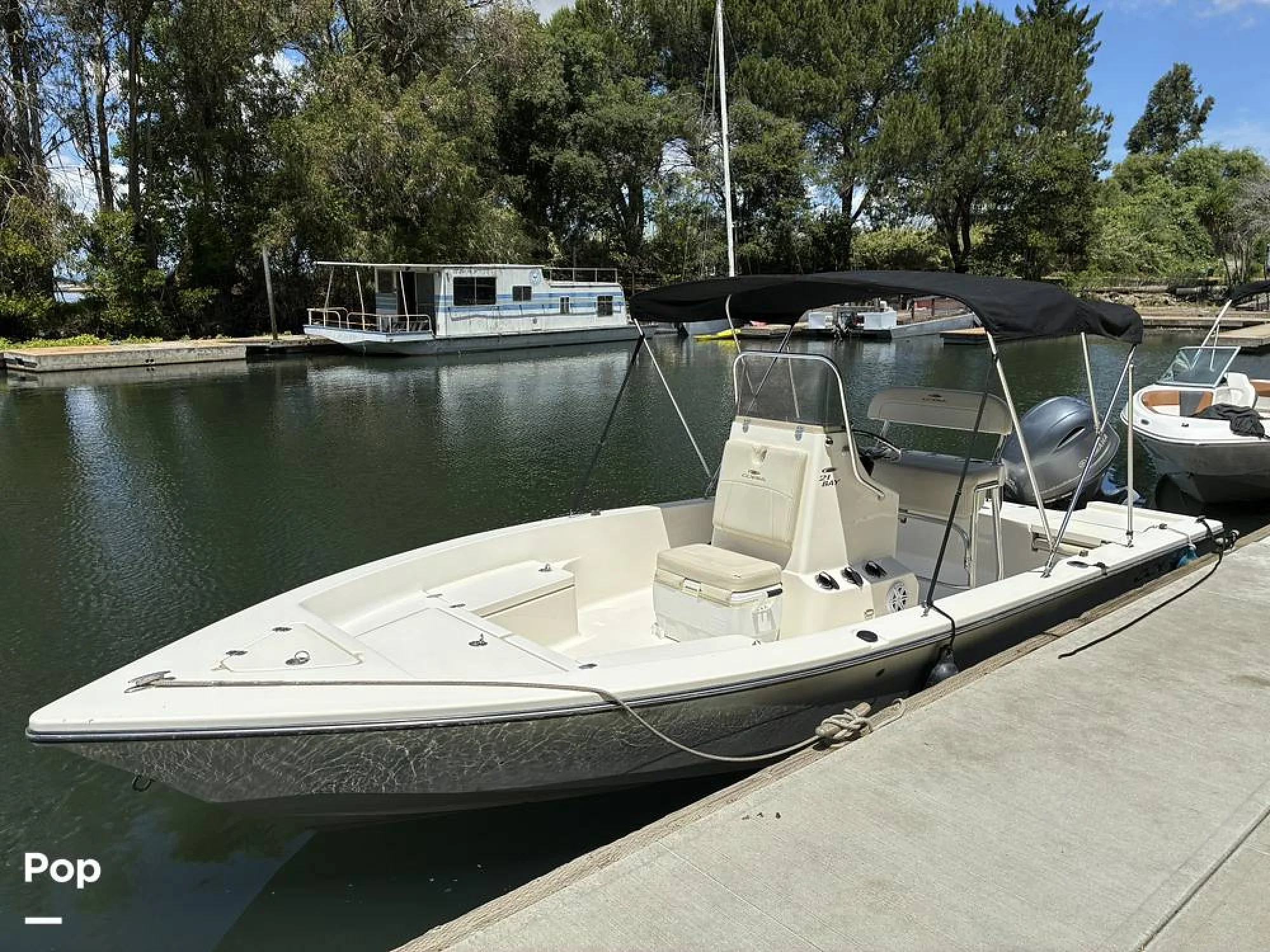 2021 Cobia 21 Bay - Image 4