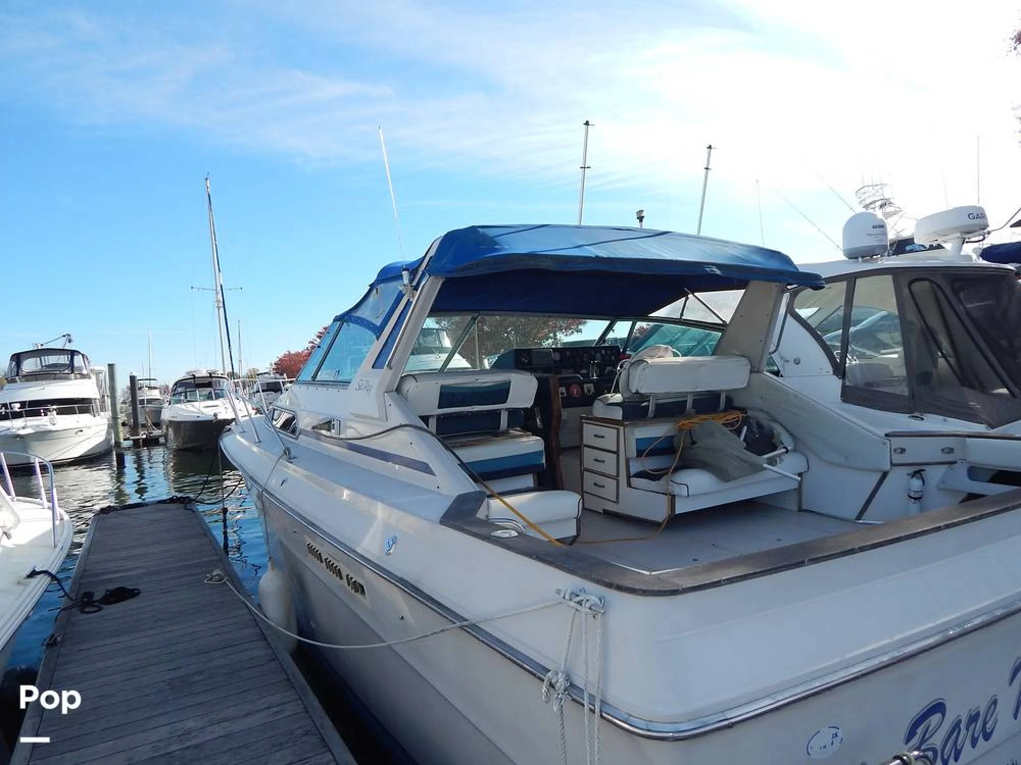 1986 Sea Ray 390 Express Cruiser - Image 4