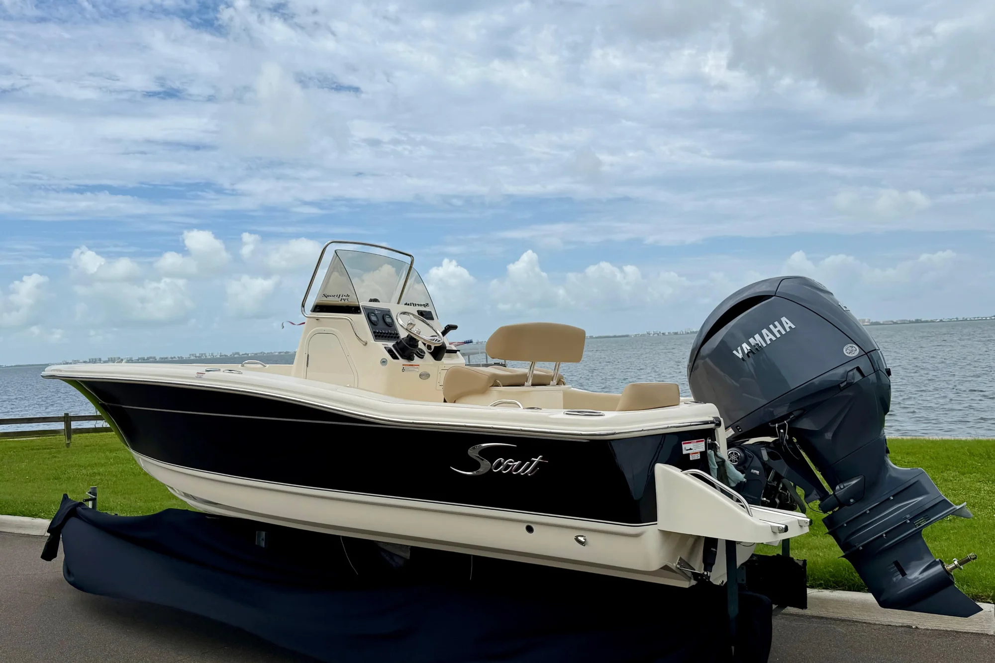 2026 Scout 195 Sportfish - Image 4