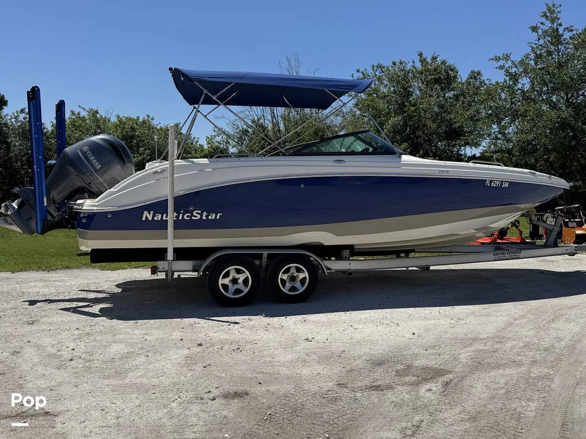2019 NauticStar 243 DC - Main Image