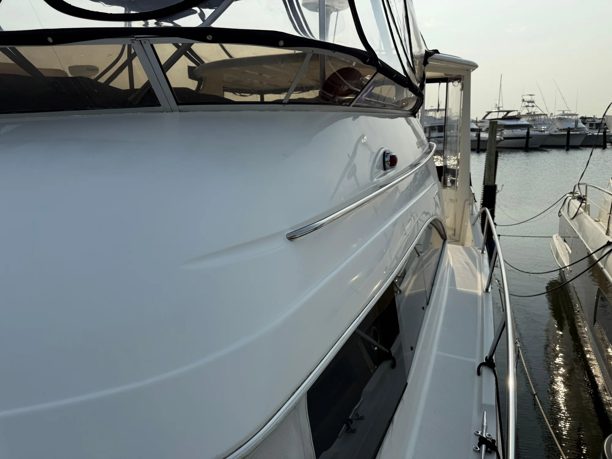 2005 Meridian 459 Motoryacht - Image 5