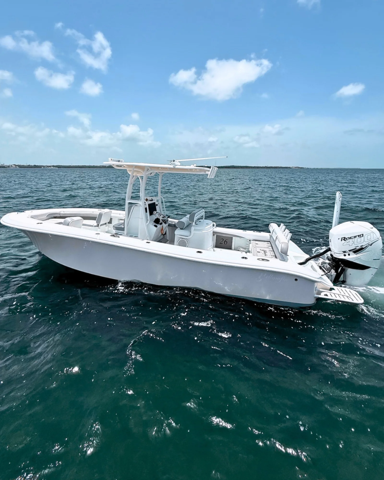 2018 Yellowfin 26 Hybrid