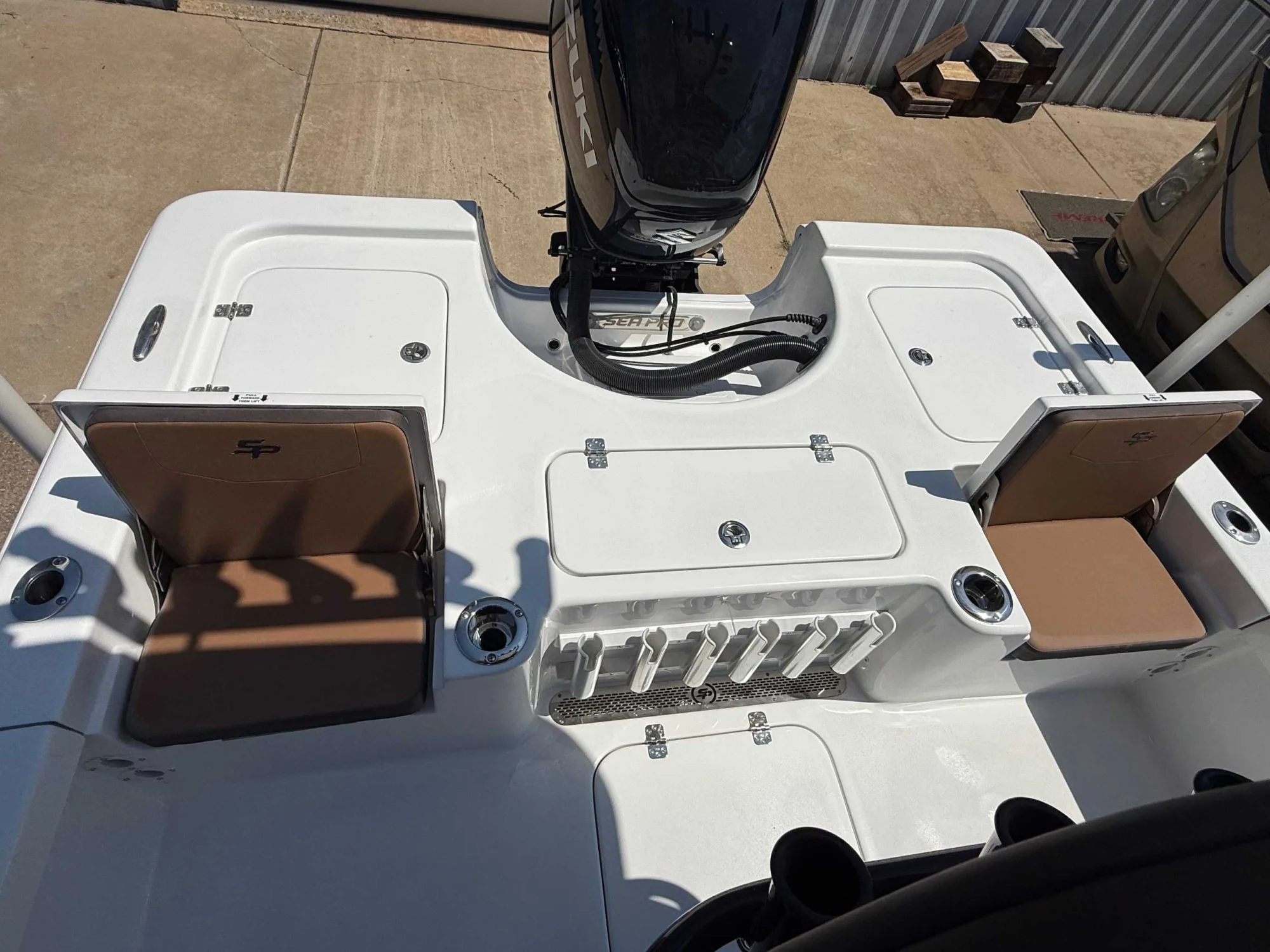 2027 Sea Pro 230 DLX - Image 4