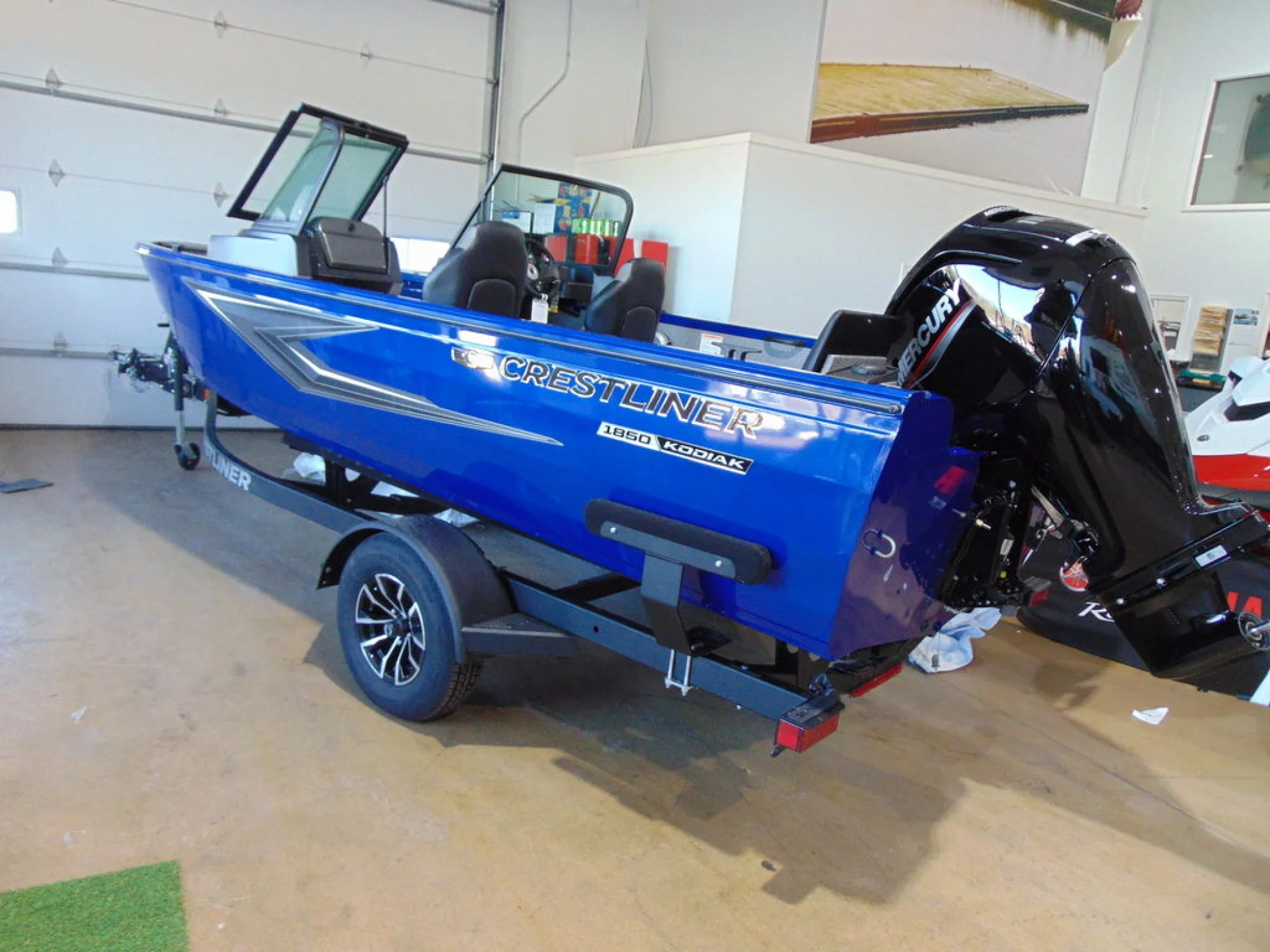 Crestliner 1850 Kodiak Walk Through - Main Image