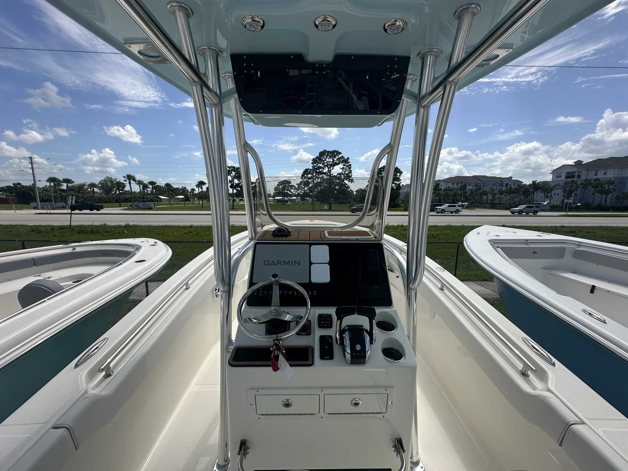 2027 Bulls Bay 255 CC - Image 5