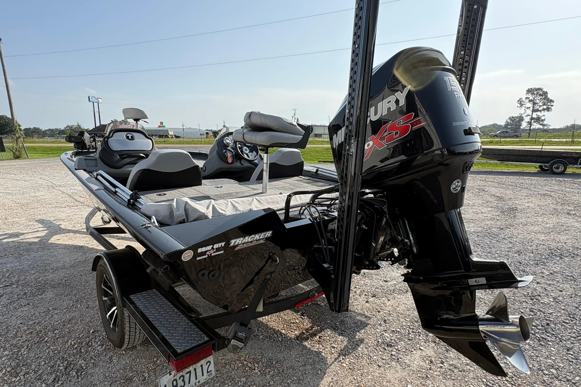2016 Bass Tracker Pro 19 - Image 5