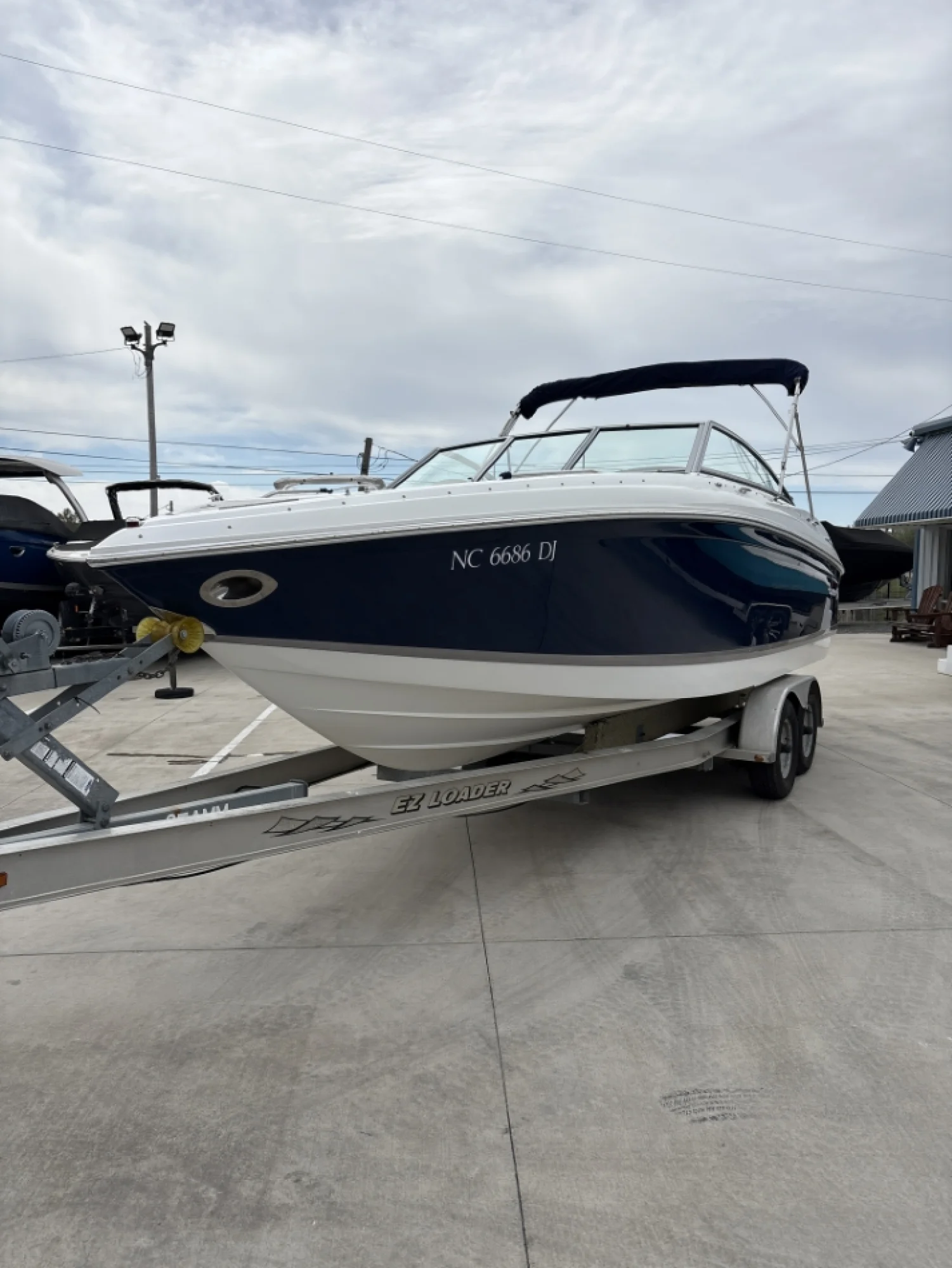 2008 Cobalt 232 - Image 2