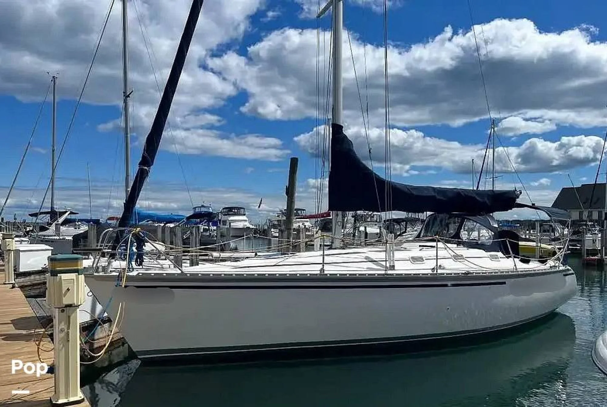 1988 Hunter 35.5 - Main Image