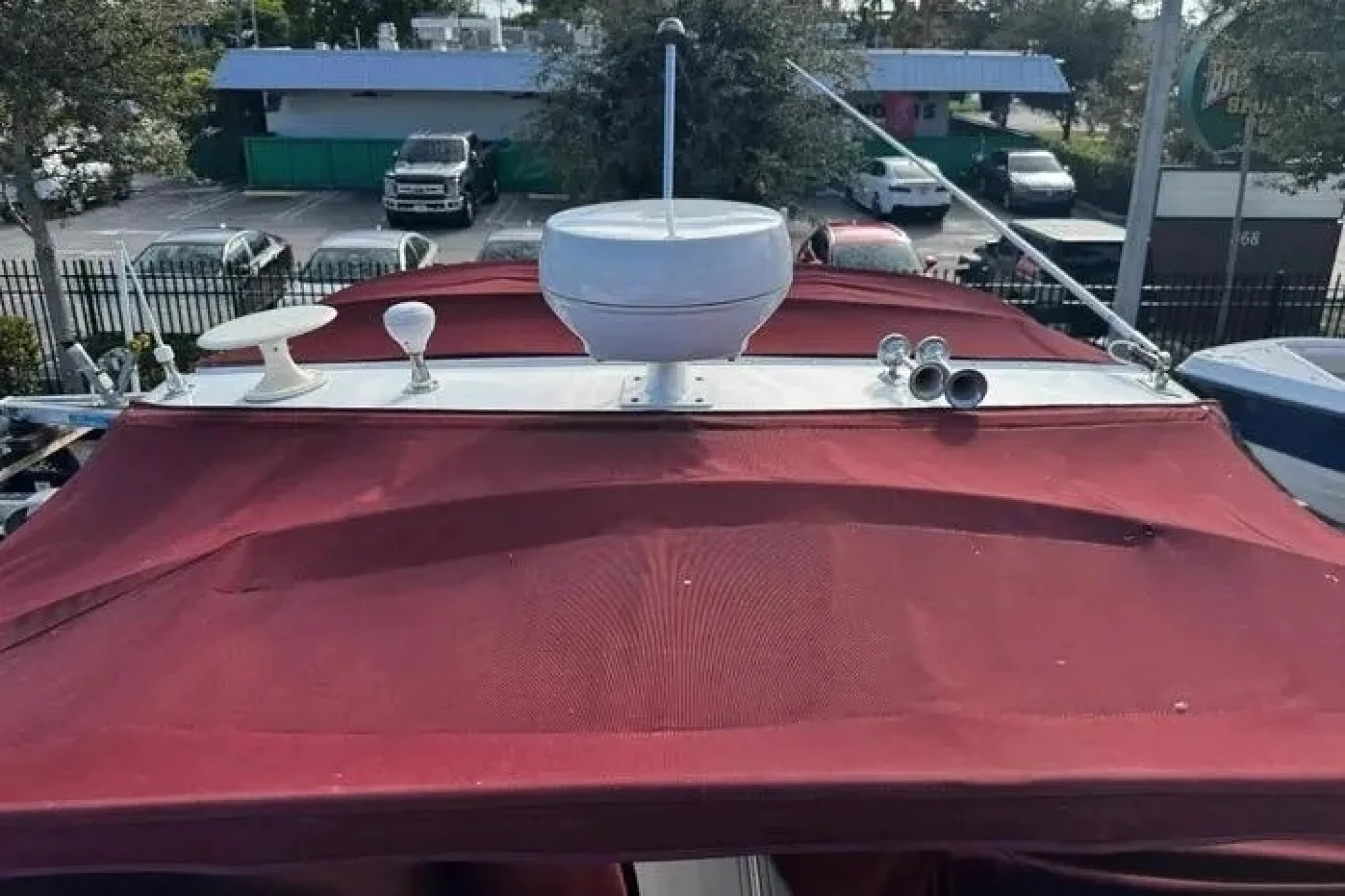 2005 Cobalt 360 Cruiser - Image 4