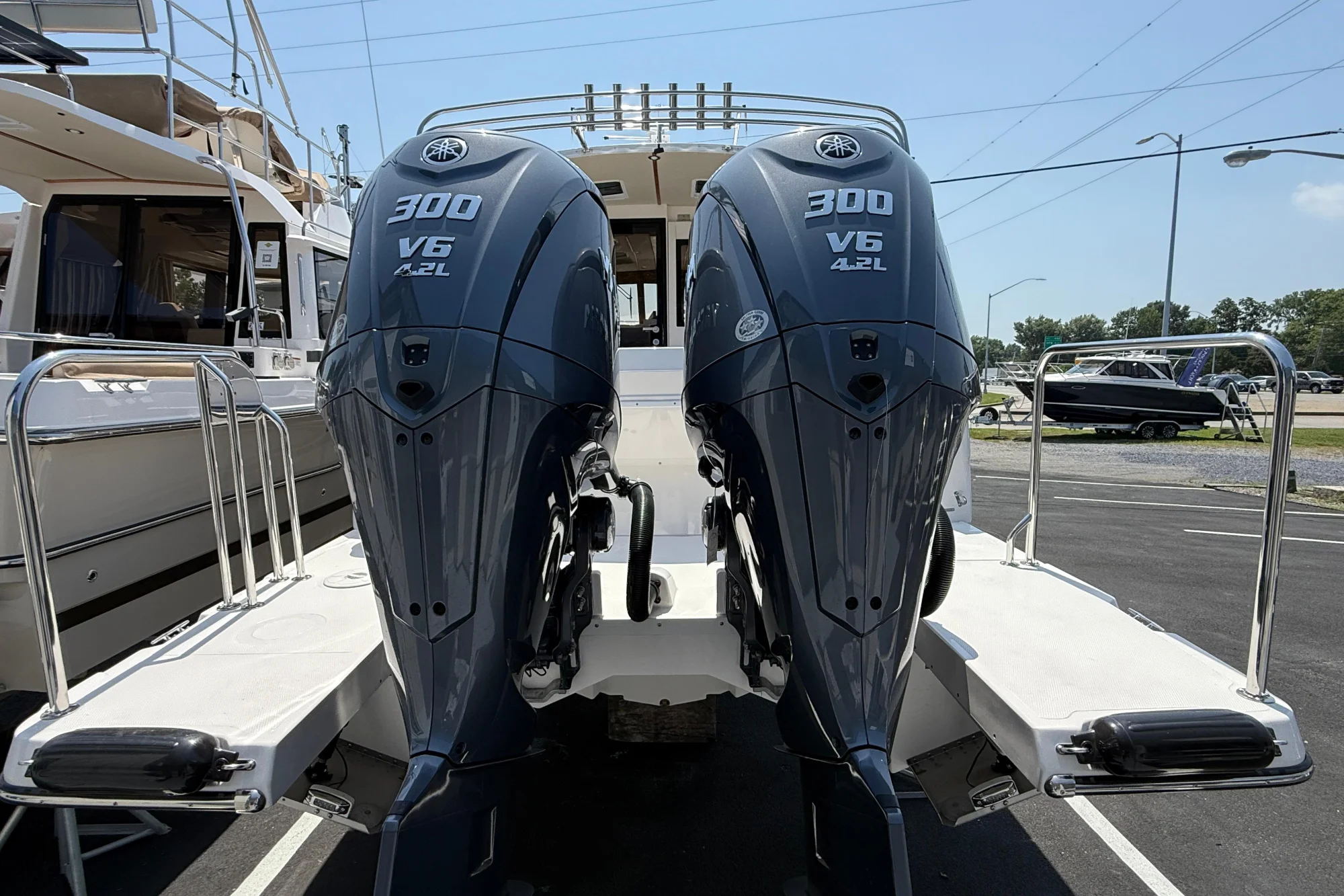 2026 Cutwater C-32 Coupe - Image 4