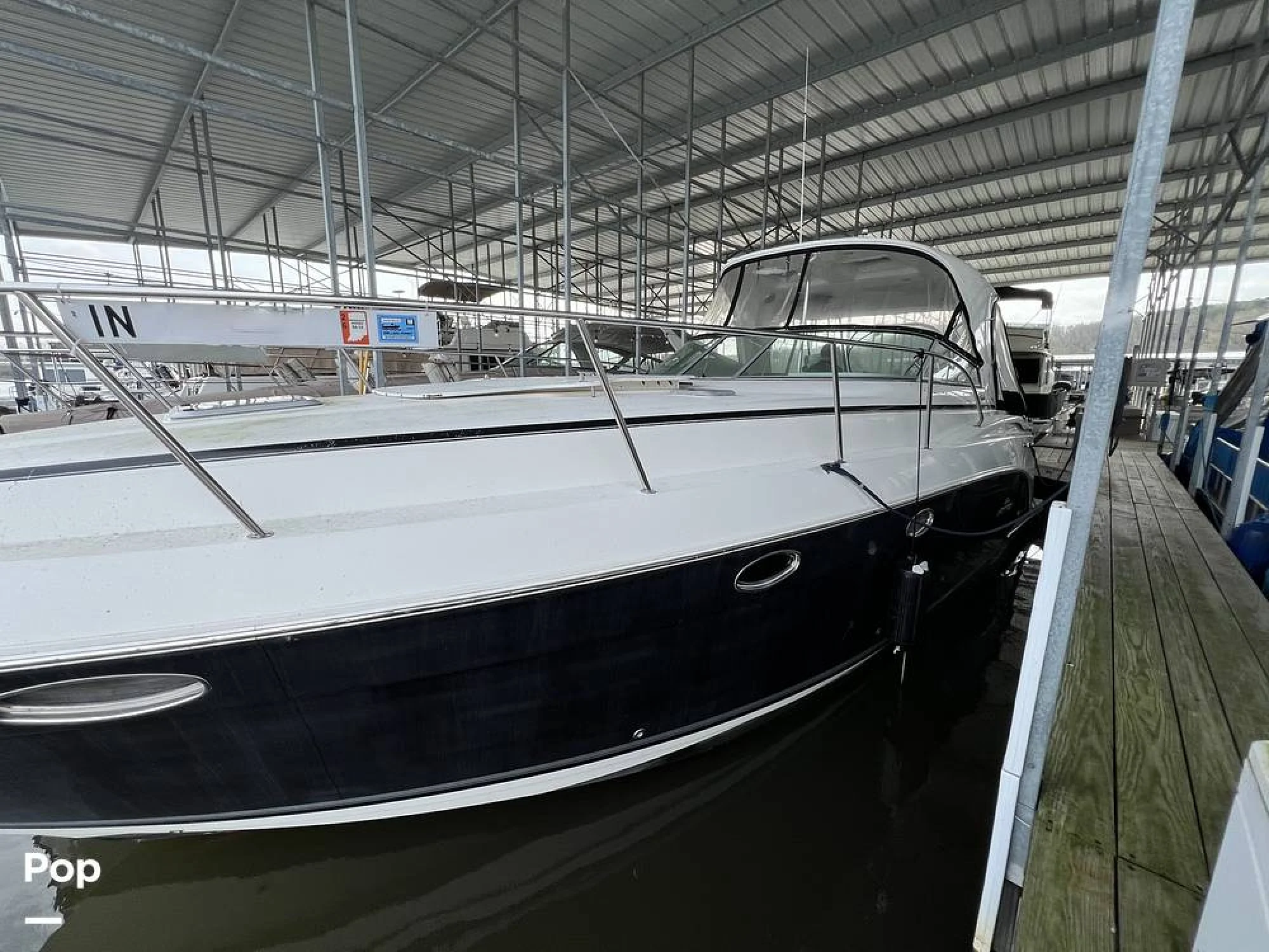 2008 Rinker 370 - Image 4