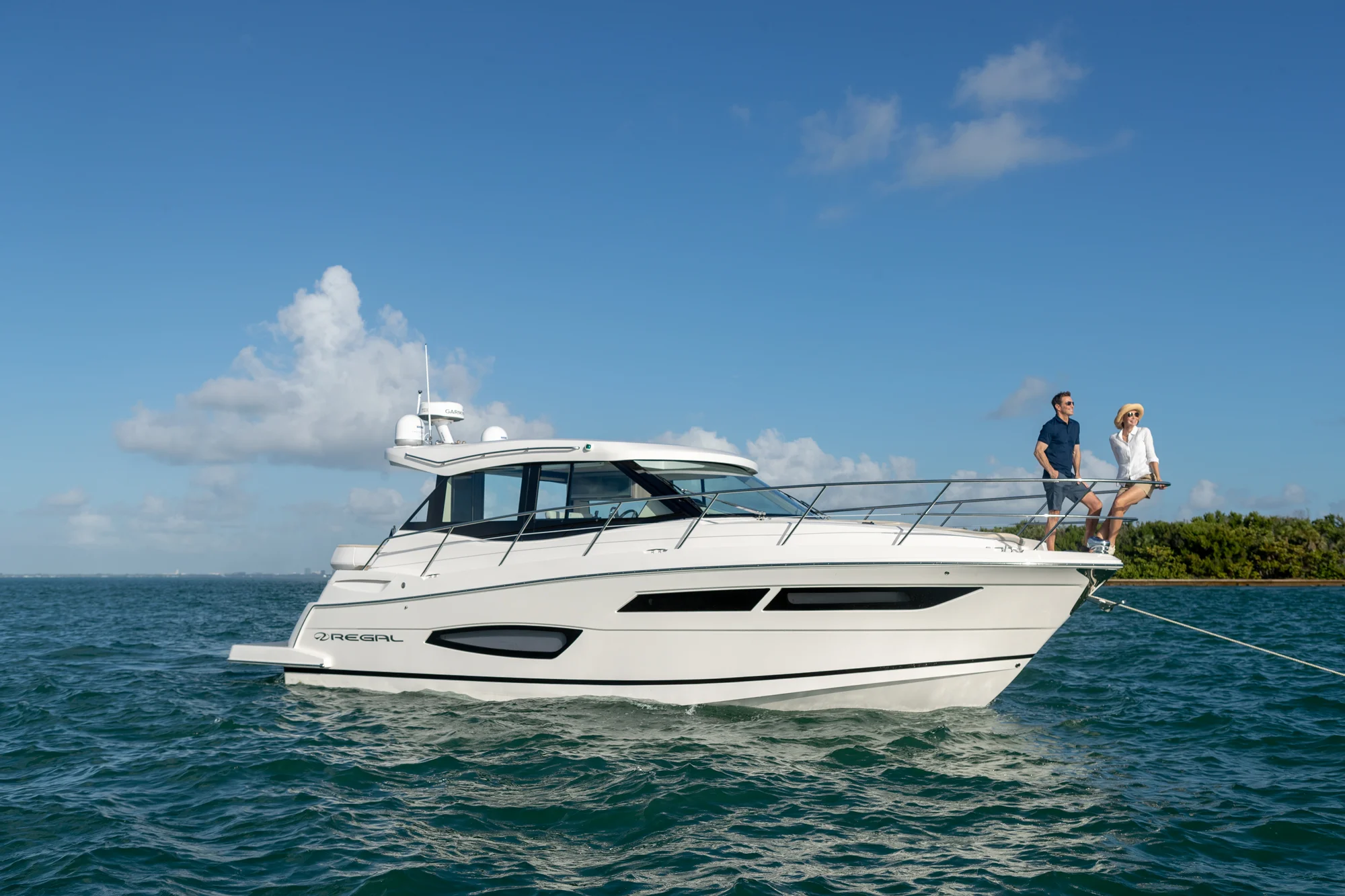 2020 Regal 38 Grande Coupe - Image 4