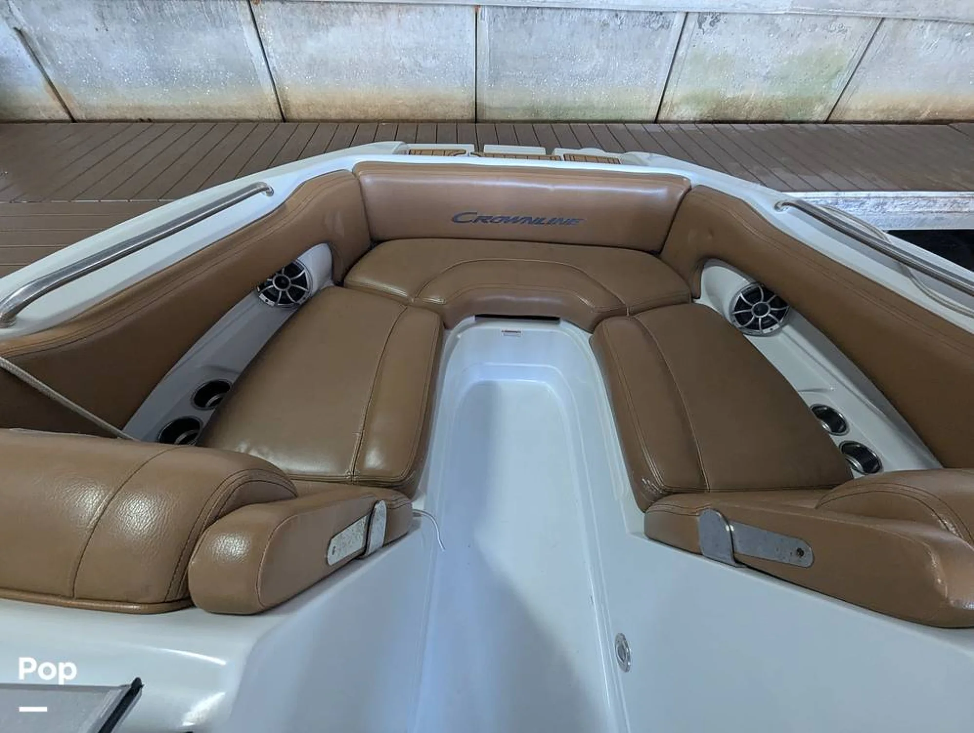 2023 Crownline E235XS - Image 3
