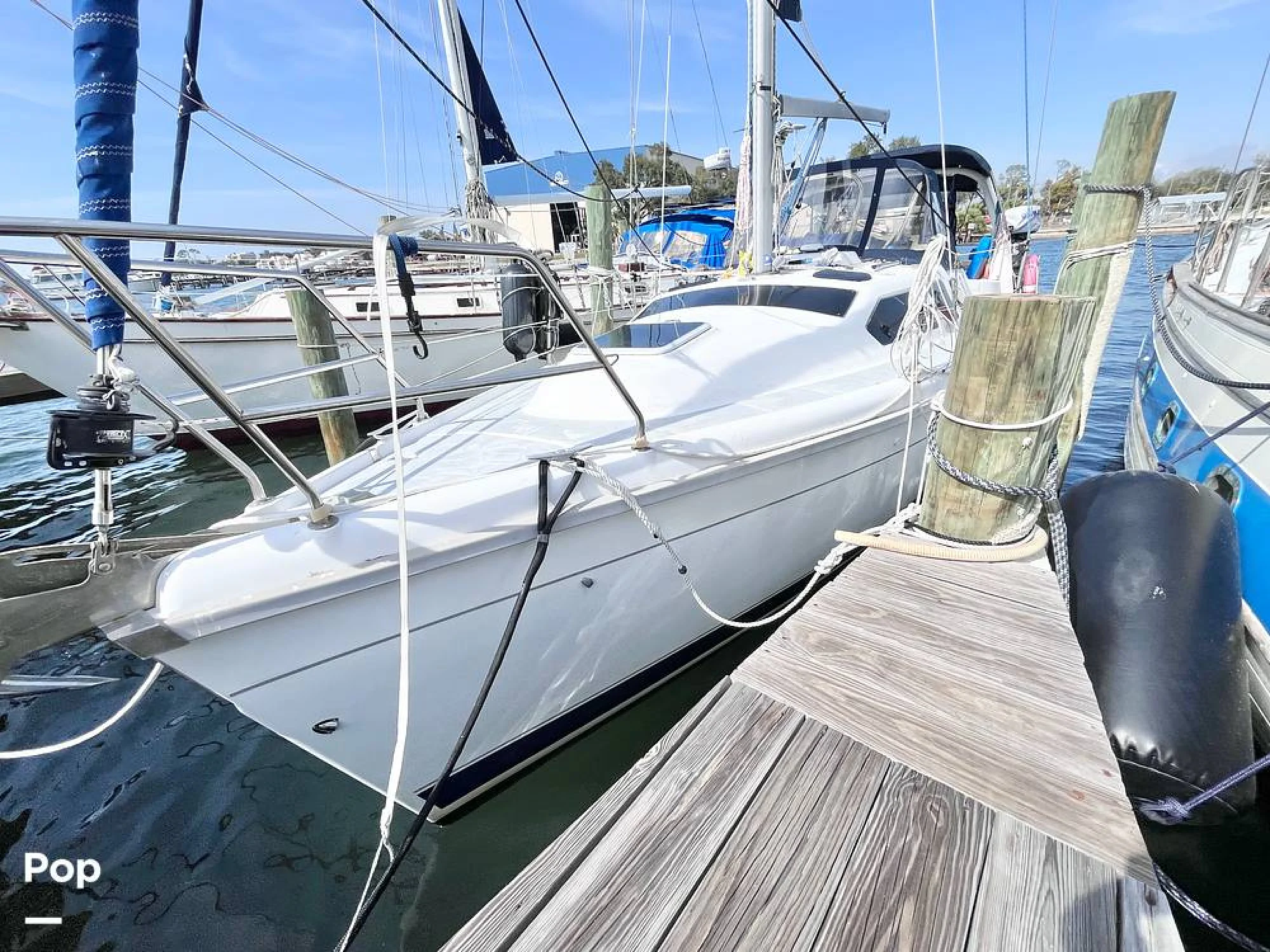 1997 Hunter 310 - Image 3