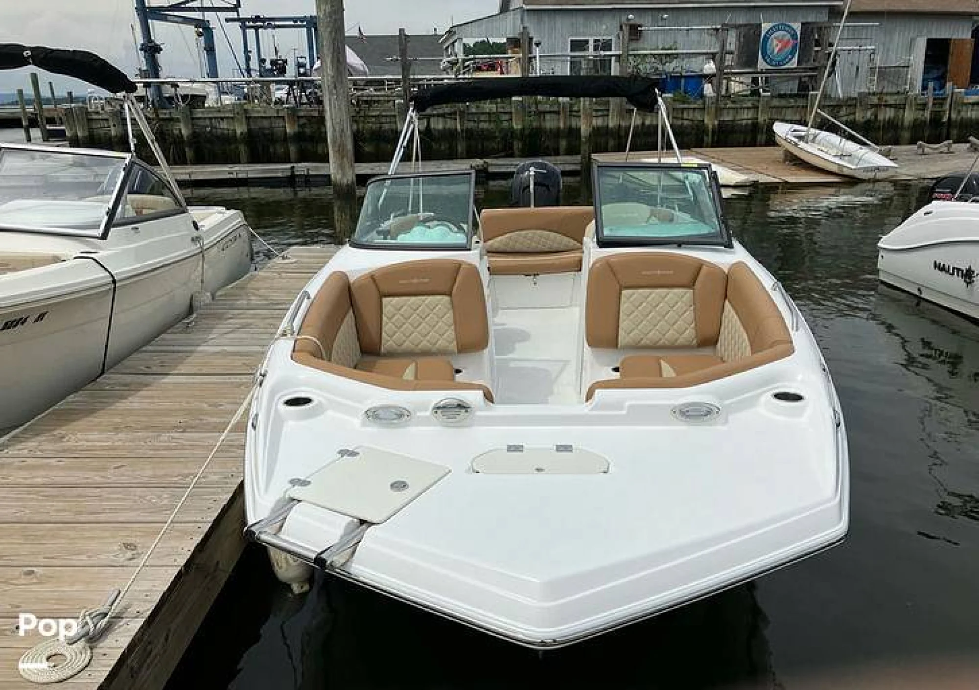 2025 NauticStar 223 DC - Image 5