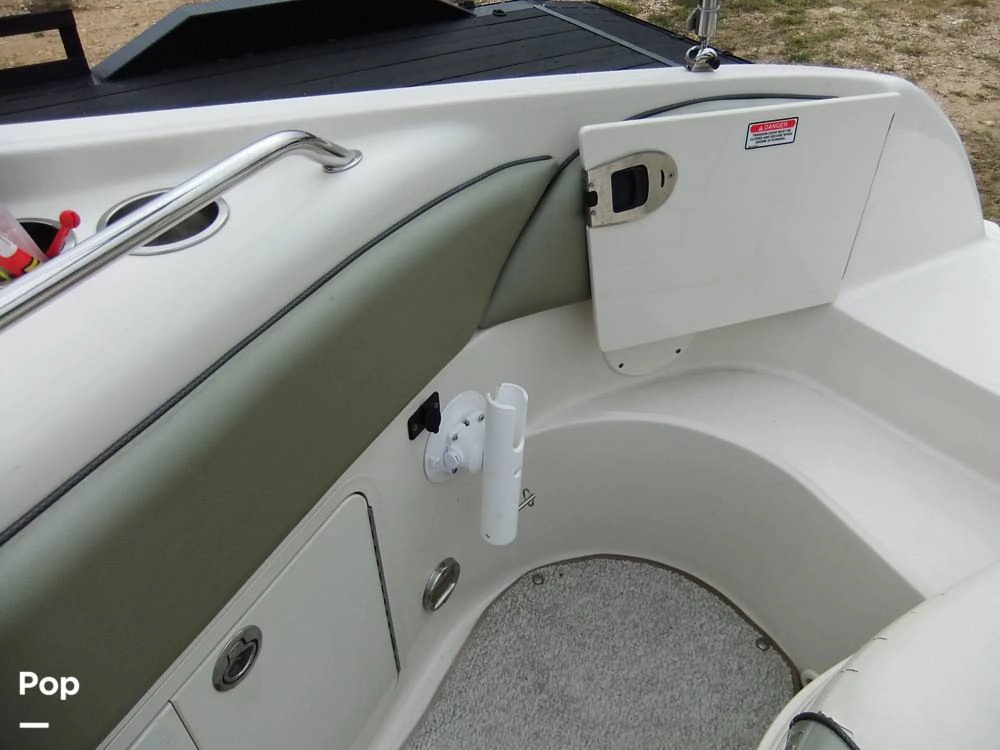 2005 Sea Ray 240 Sundeck - Image 3