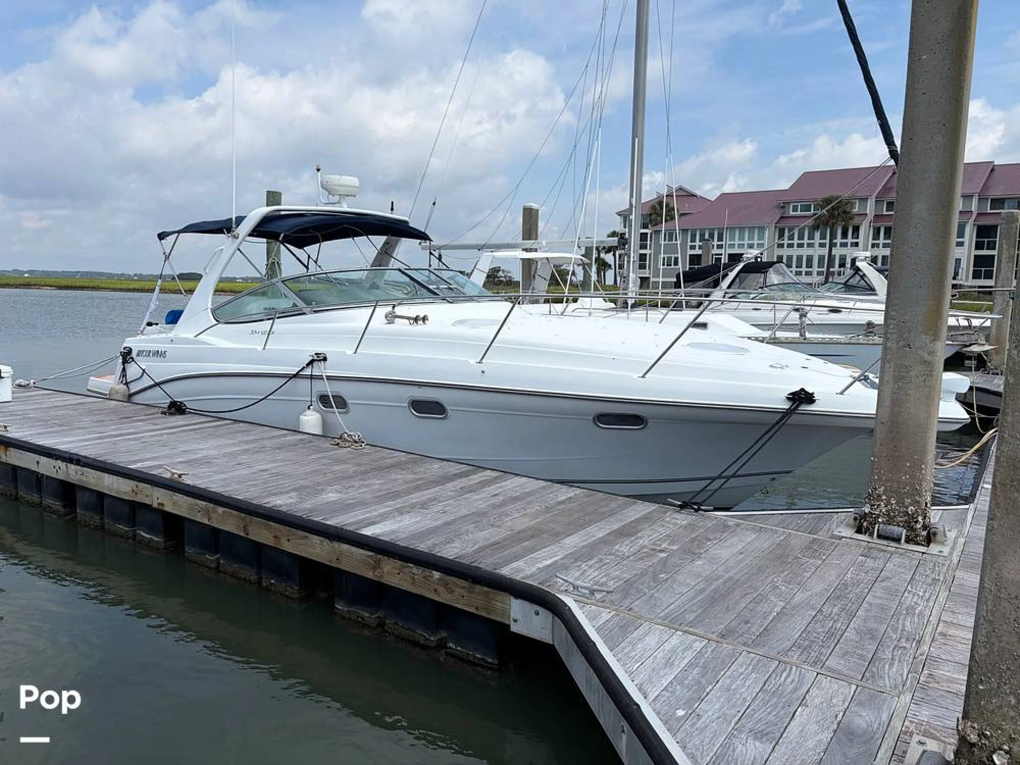 2001 Four Winns 338 Vista - Image 3