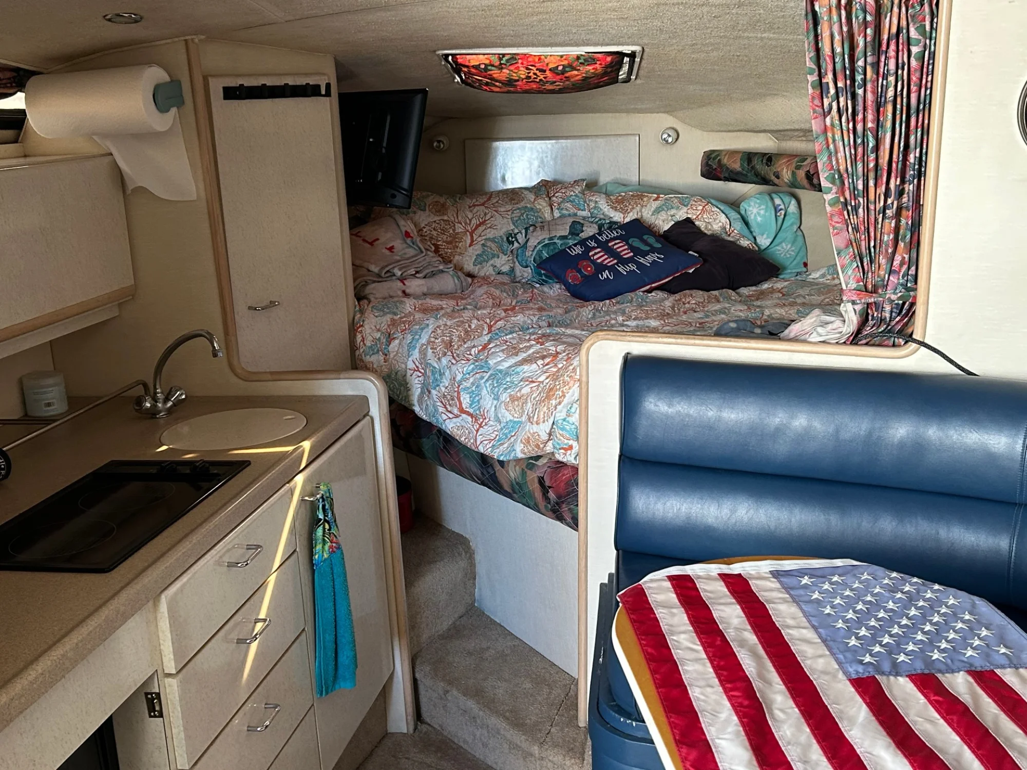 32 ft 1995 Wellcraft 3200 Martinique - Image 5