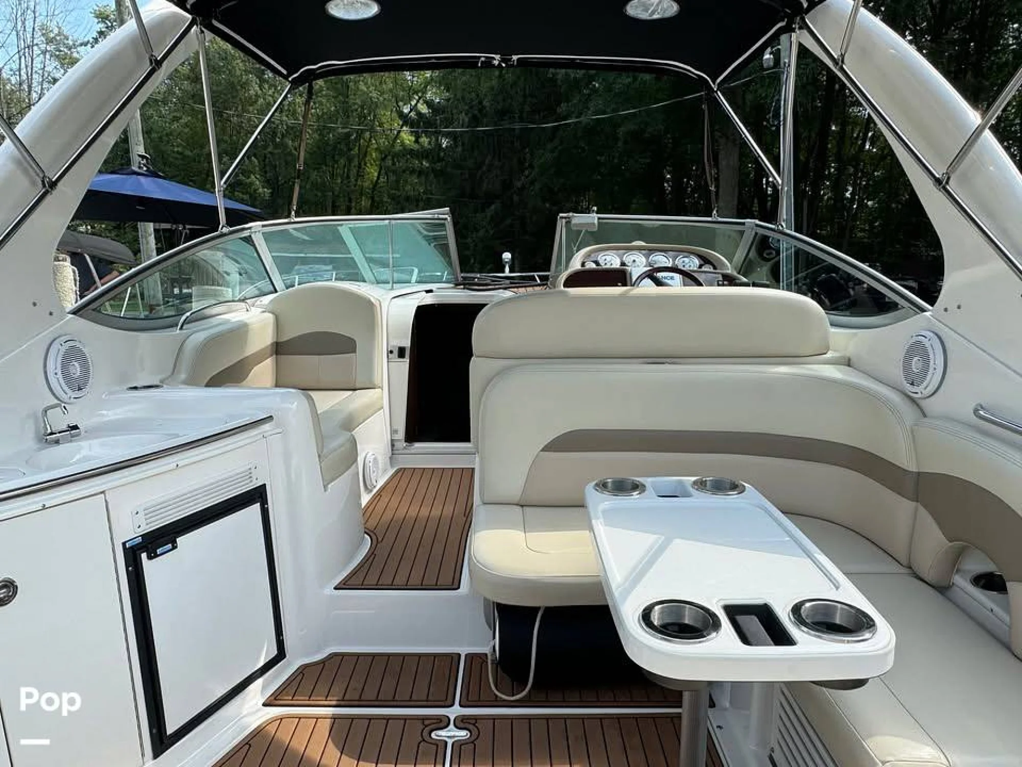 2004 Chaparral 310 Signature - Image 5