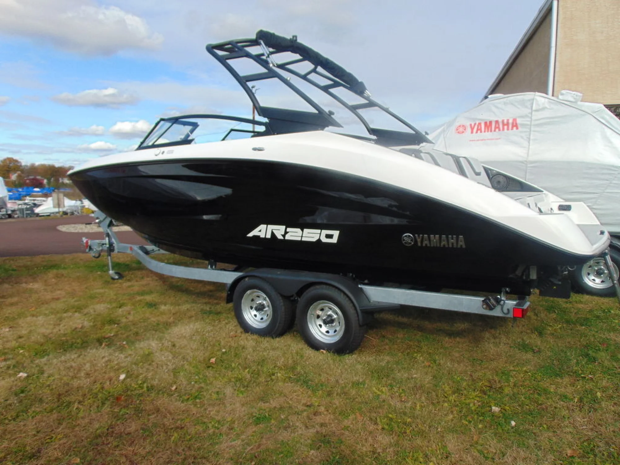 Yamaha Boats AR250 - Main Image