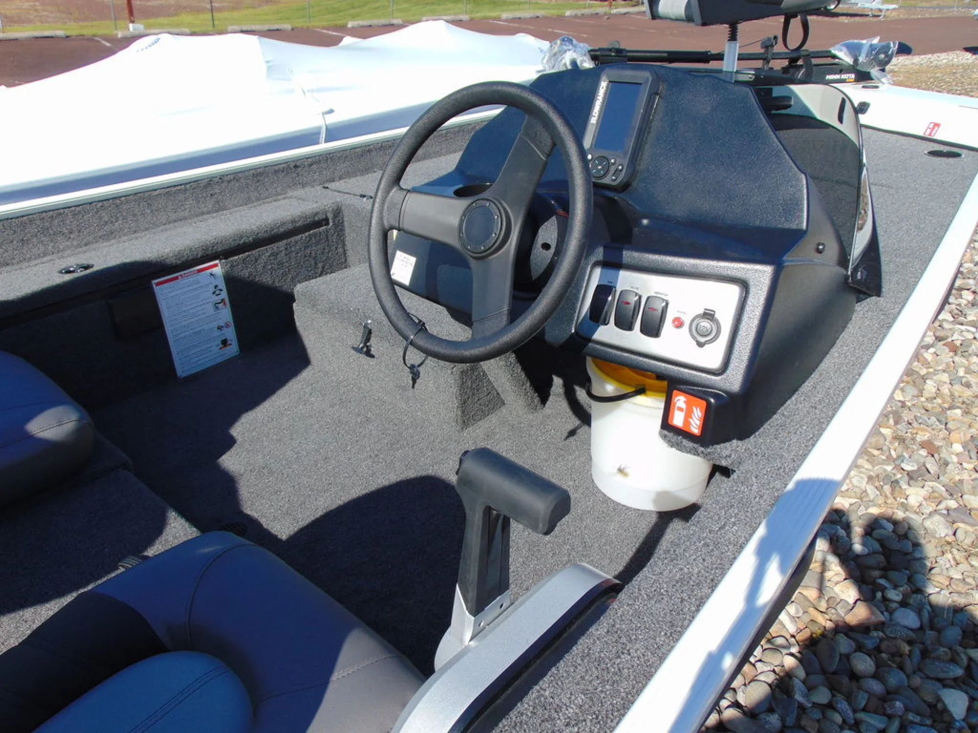 Crestliner 1700 Storm - Image 5