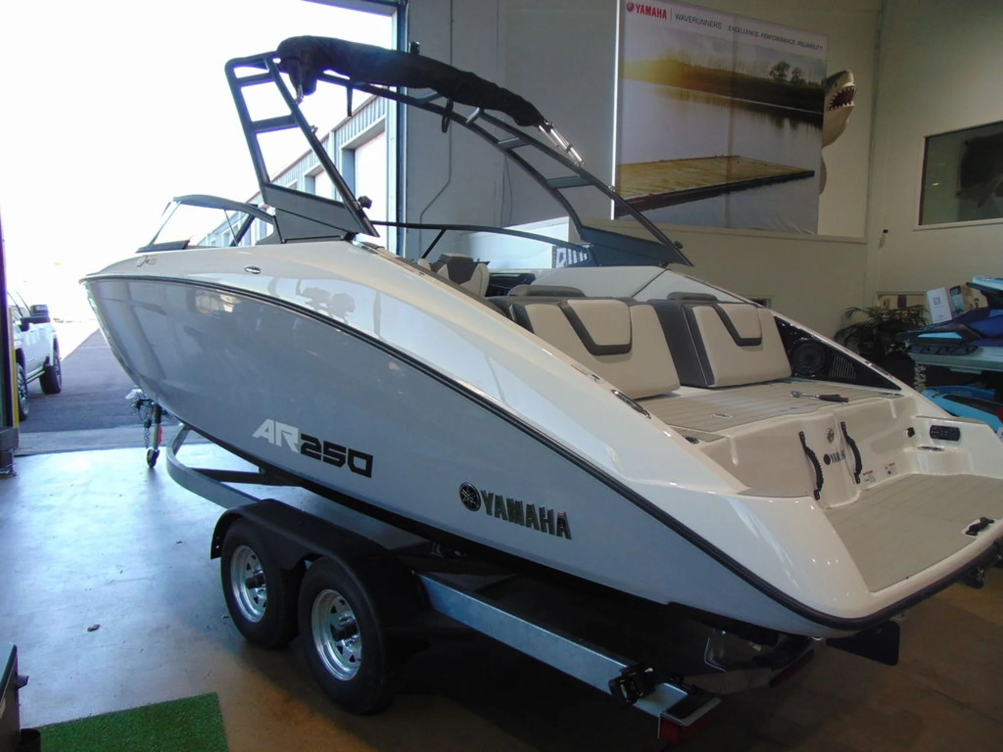 Yamaha Boats AR250 - Image 4