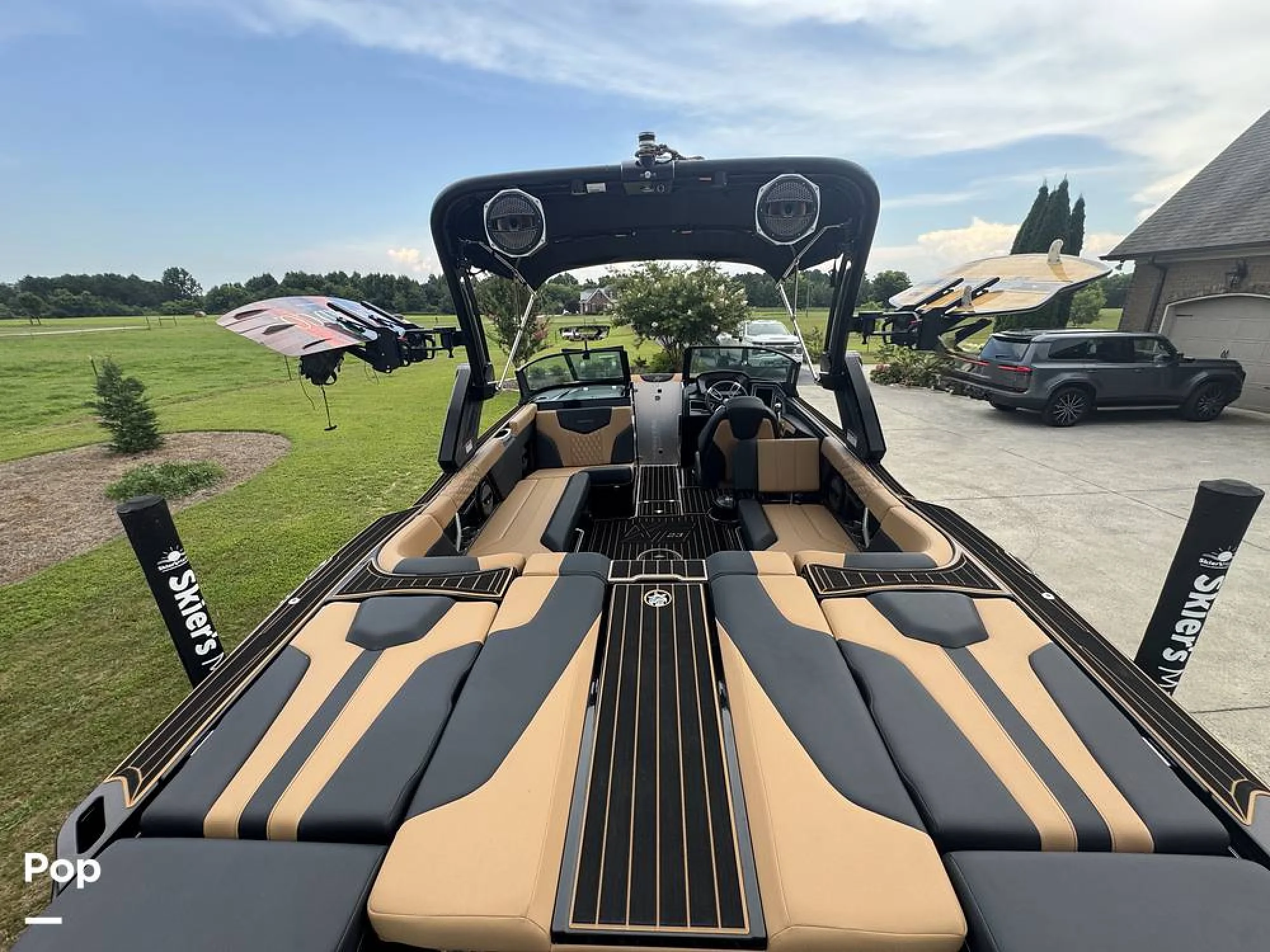 2024 Mastercraft XT23 Ashley Kidd Edition - Image 4