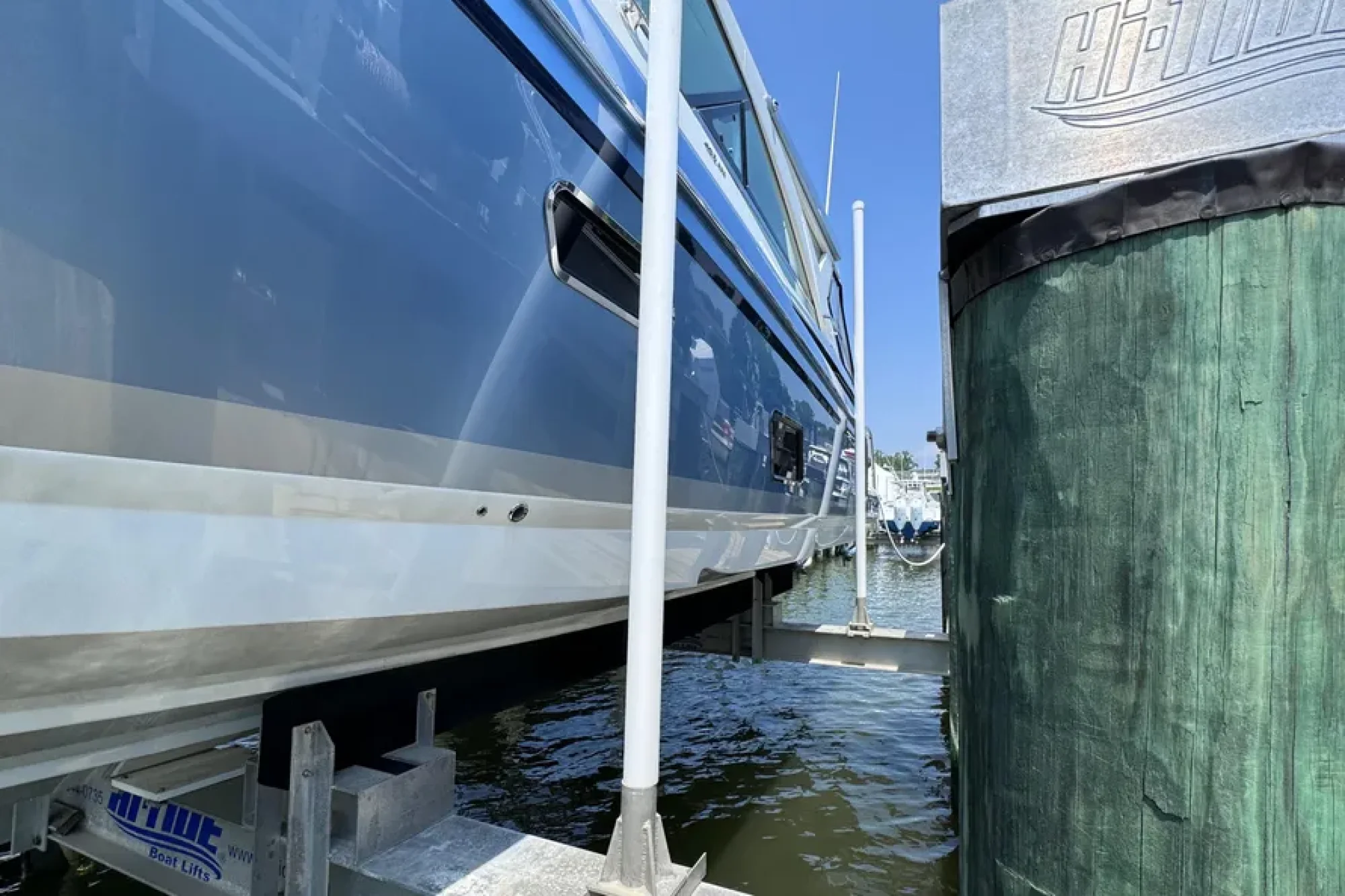 2020 Formula 430 Super Sport Crossover - Image 4