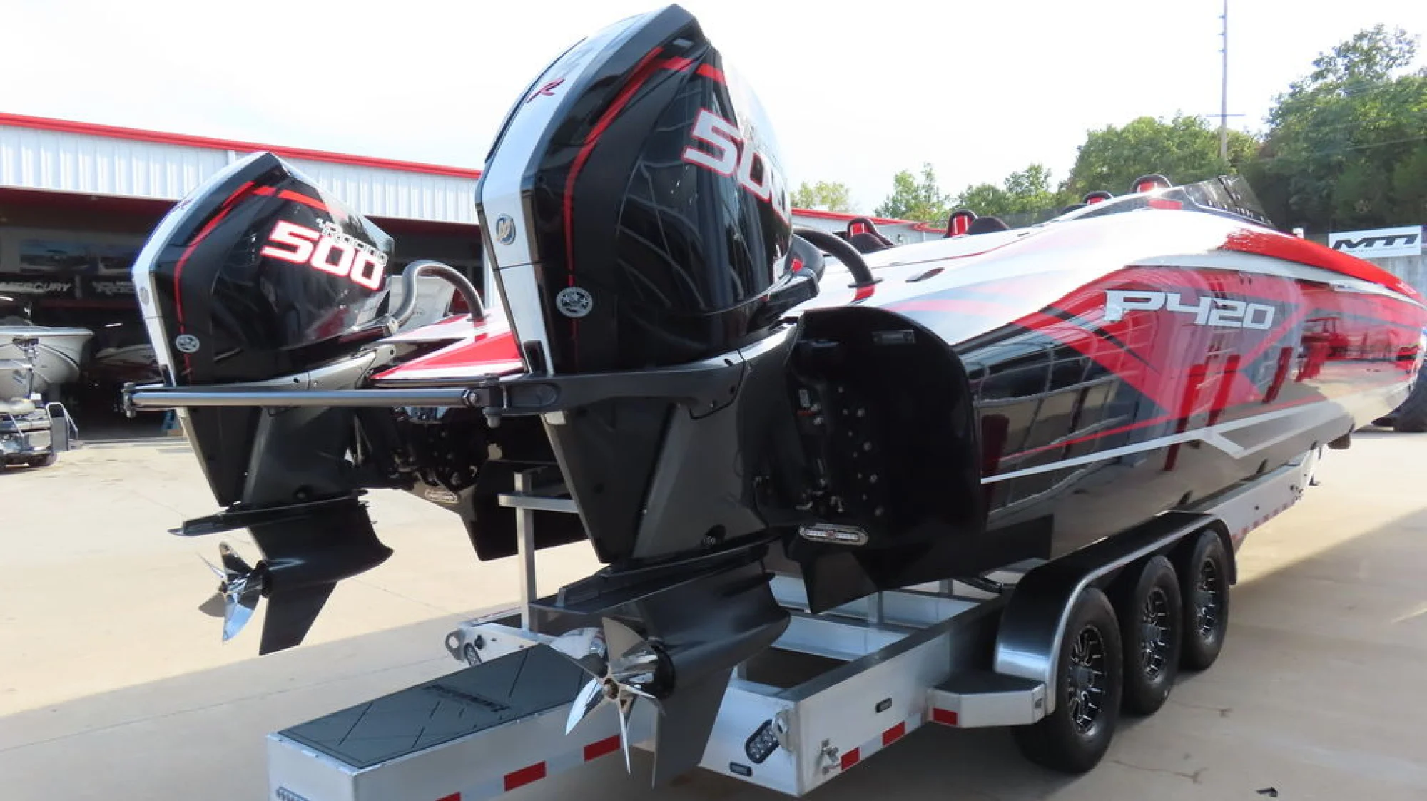 Performance Powerboats P420 - Image 4