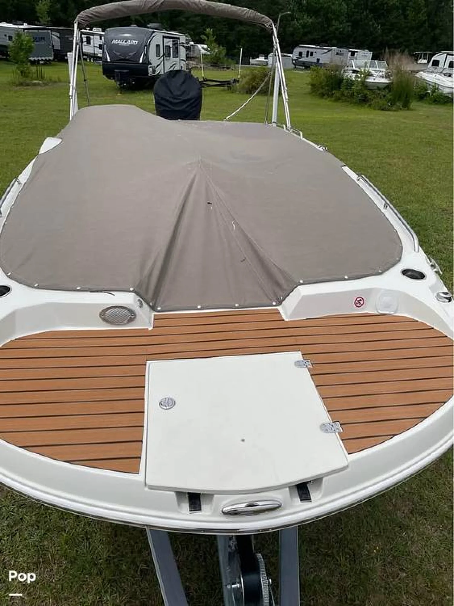 2022 Stingray 212 SC - Image 4