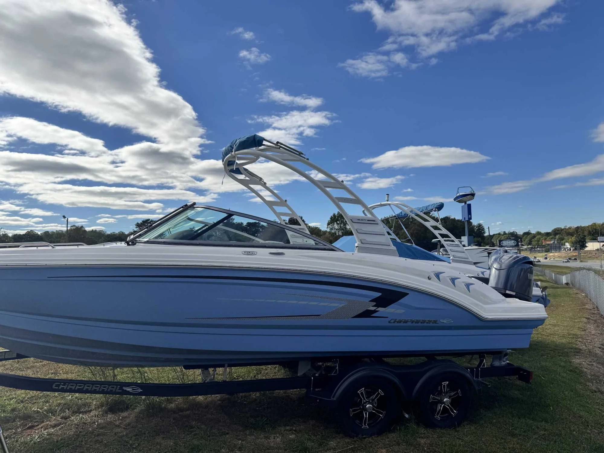 2025 Chaparral 23 Ssi OB - Image 4