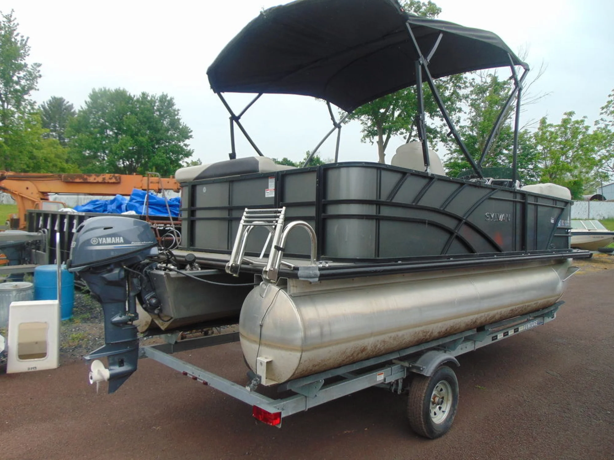 Sylvan 8520 Cruise - Image 2