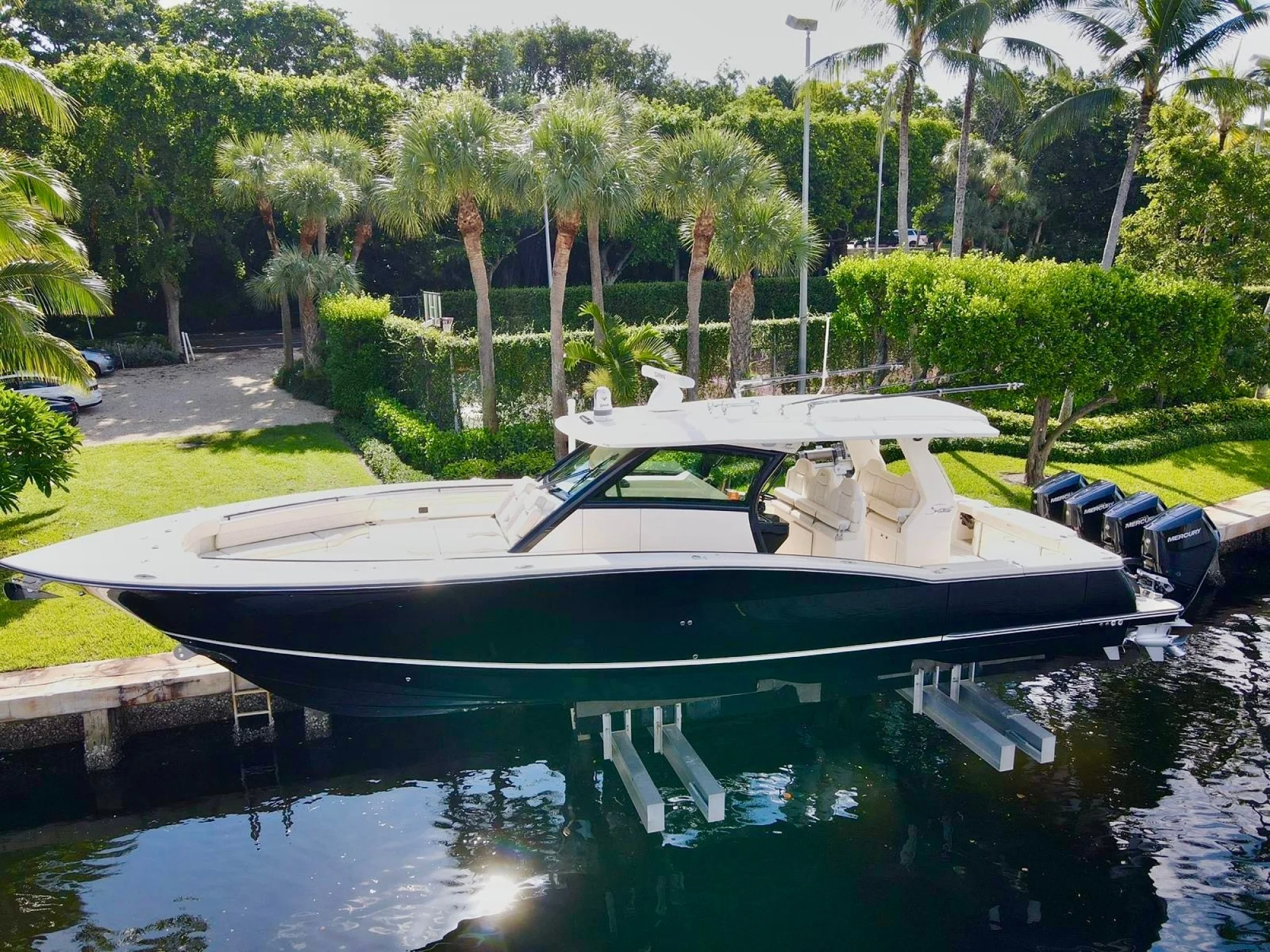 2025 Scout 425 LXF - Image 3