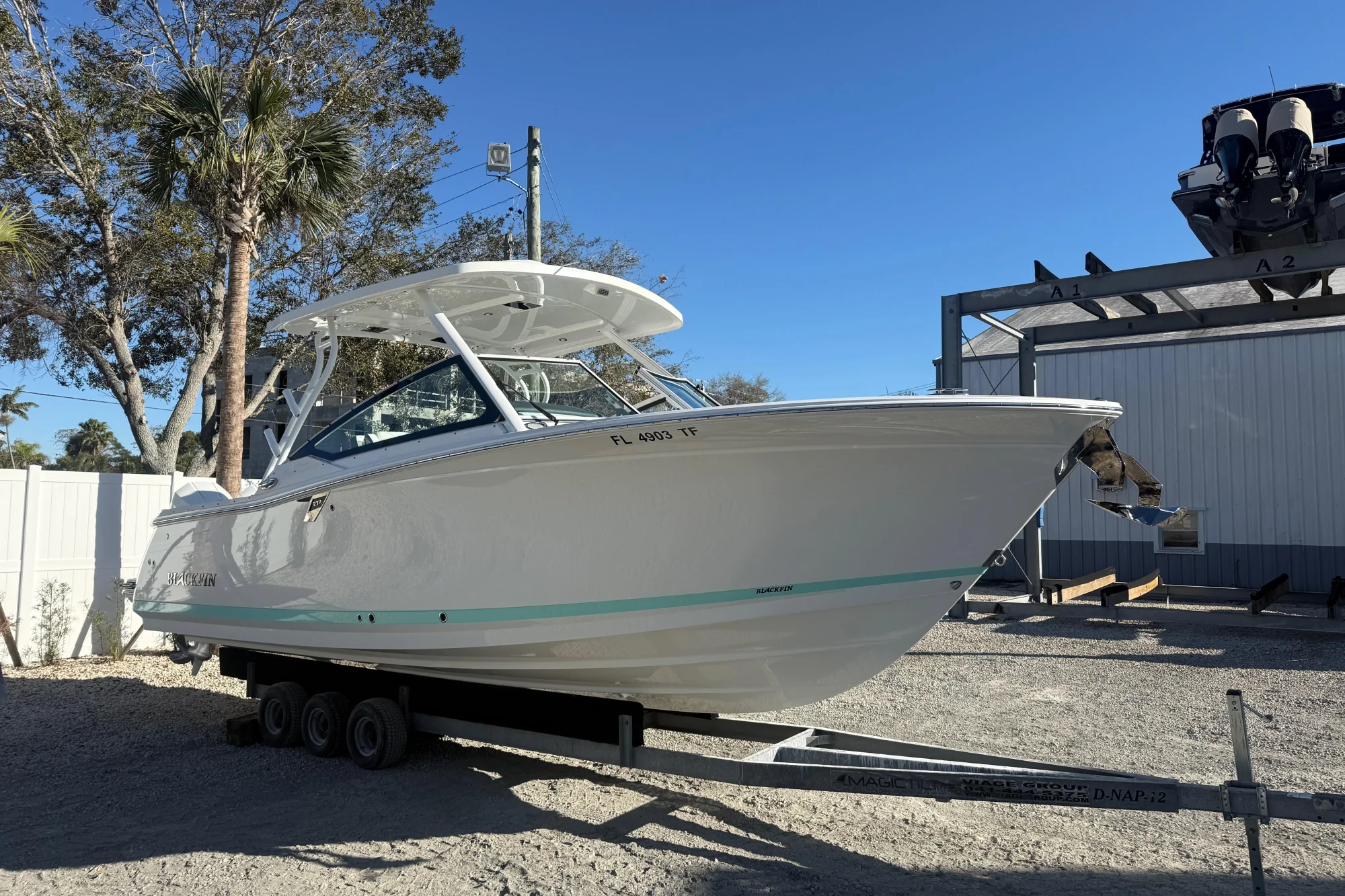 2022 Blackfin 272 DC - Image 2