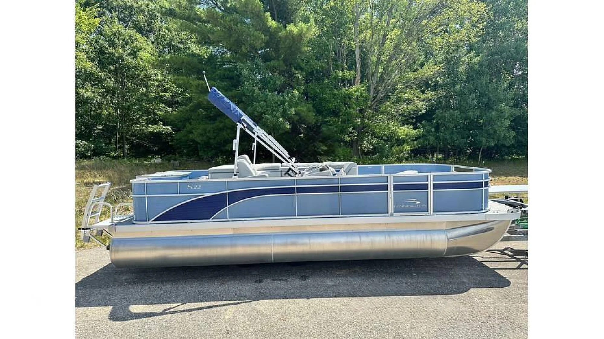 2023 Bennington 22 S Fish - Main Image