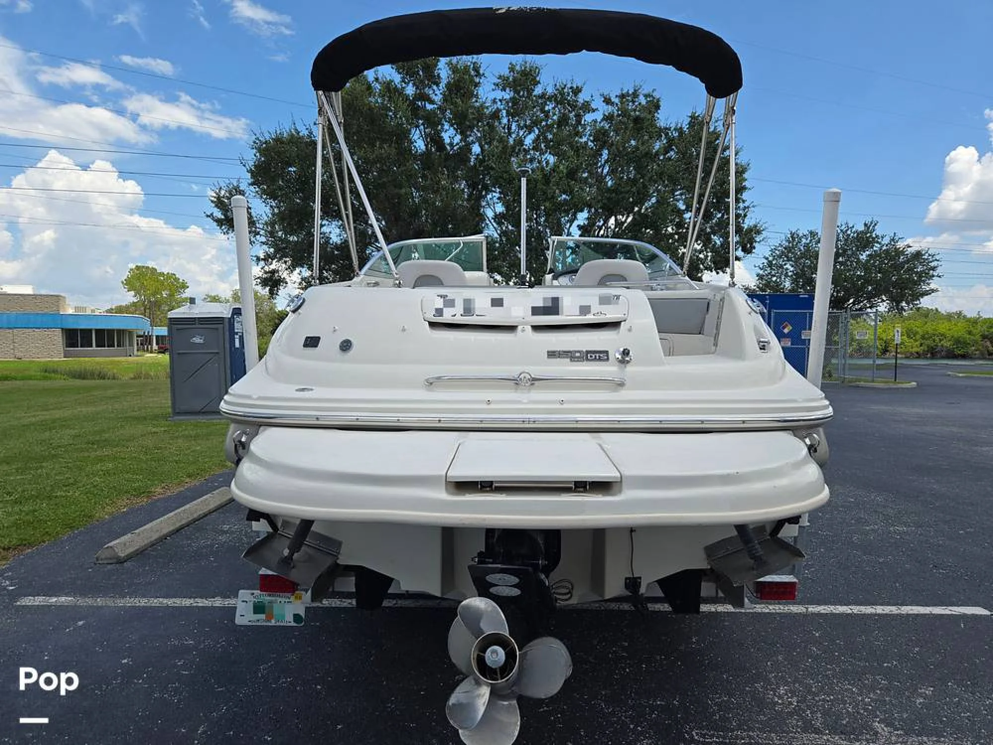 2009 Sea Ray 240 Sundeck - Image 4