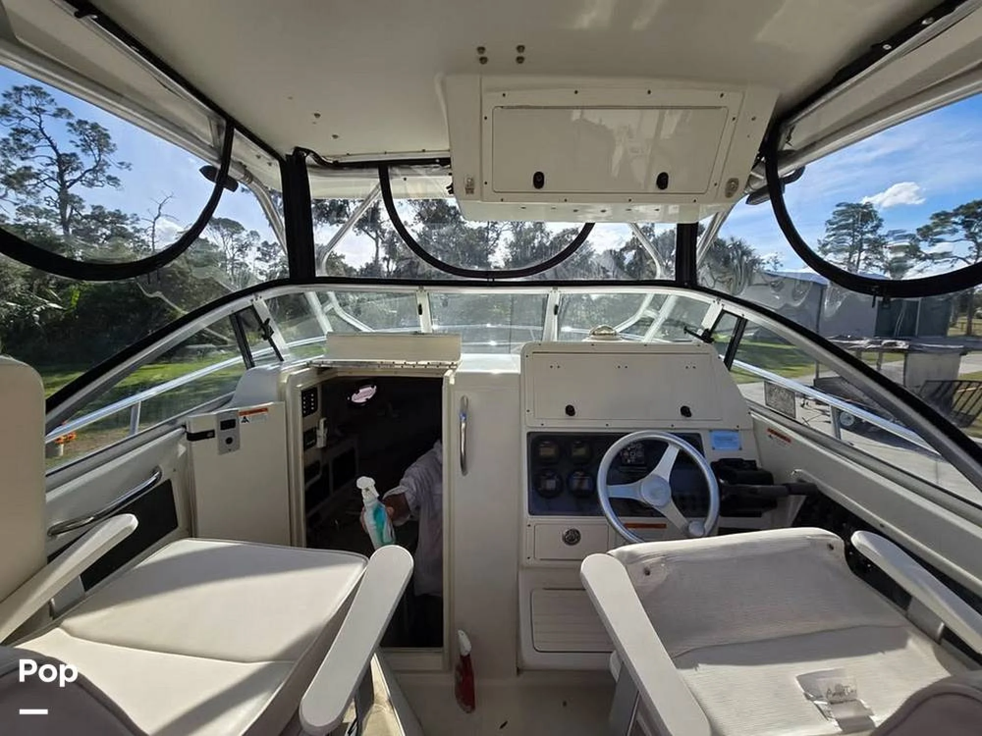 2003 Hydra-Sports 2600WA - Image 5