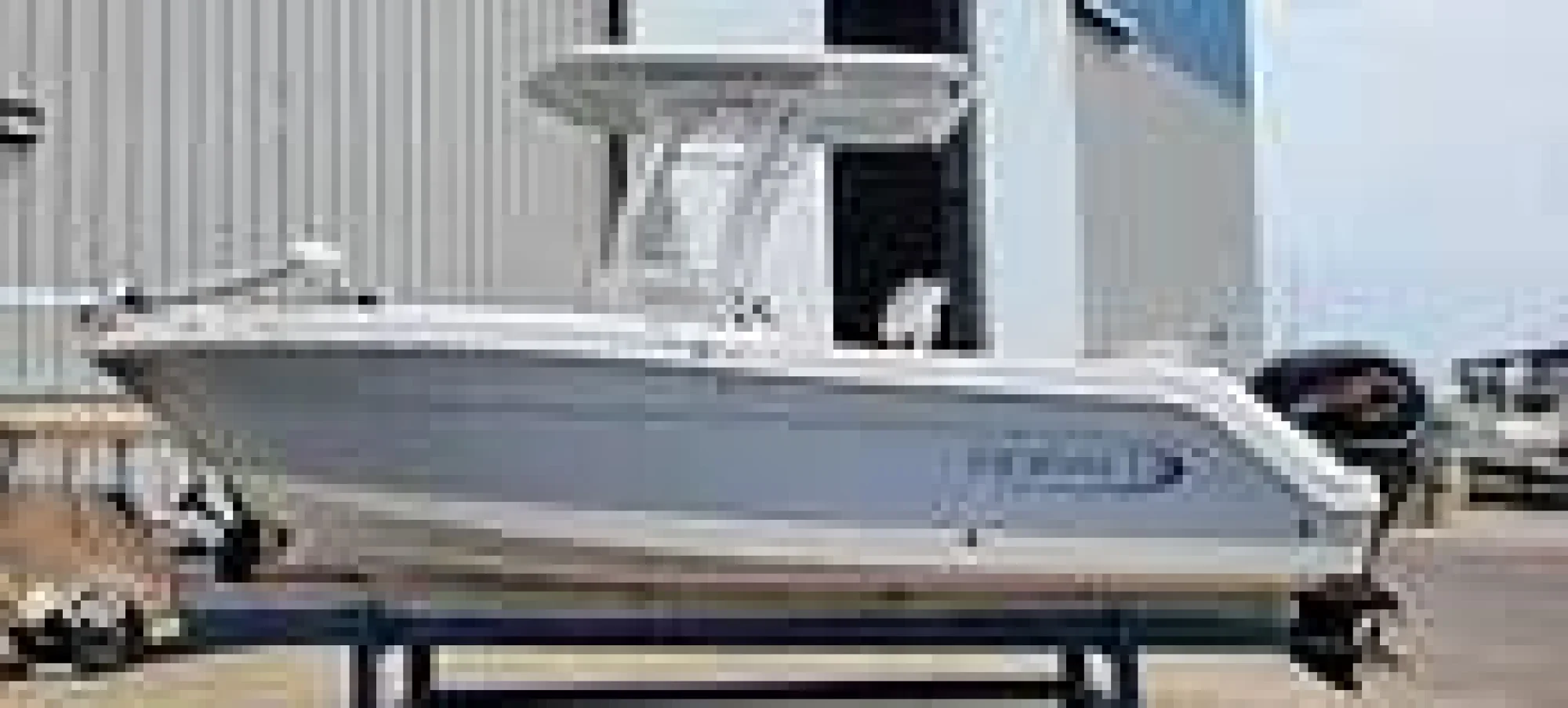 2022 Robalo R222 - Image 2