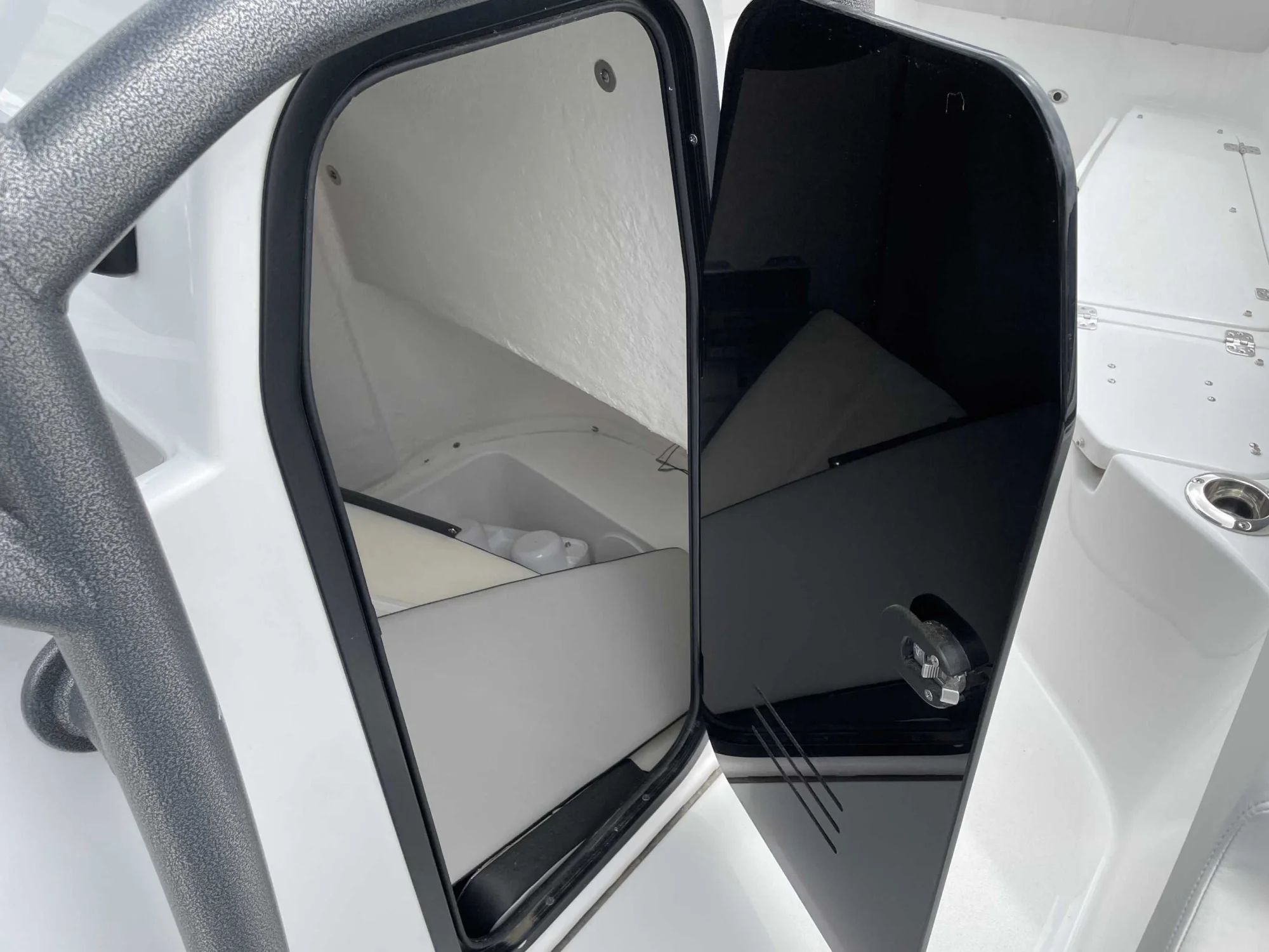 2025 Sea Pro 222 Center Console - Image 3