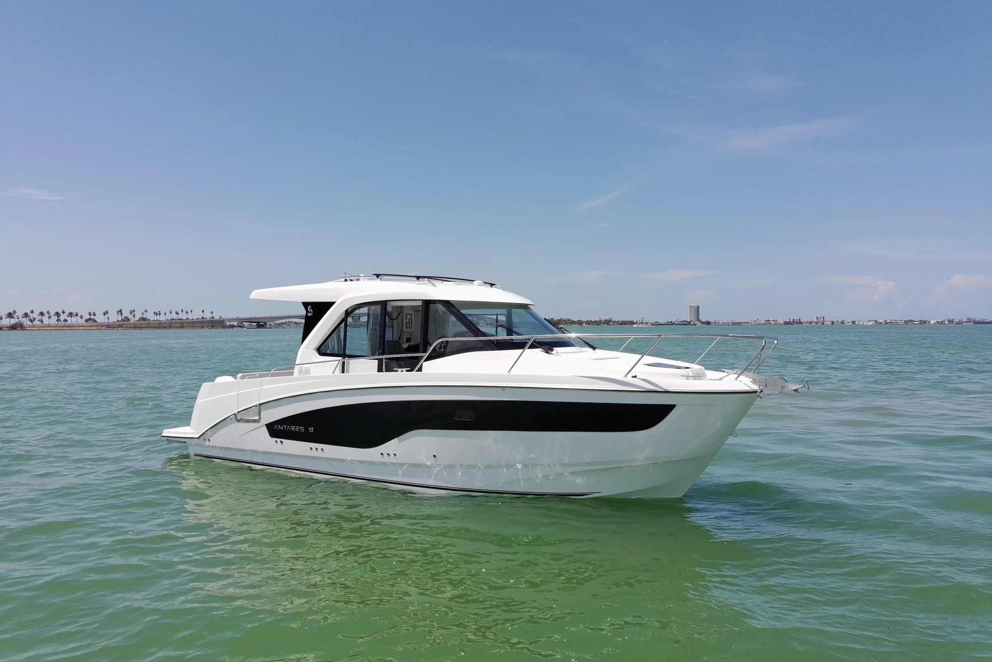 2026 Beneteau Antares 9 V2 - Image 5
