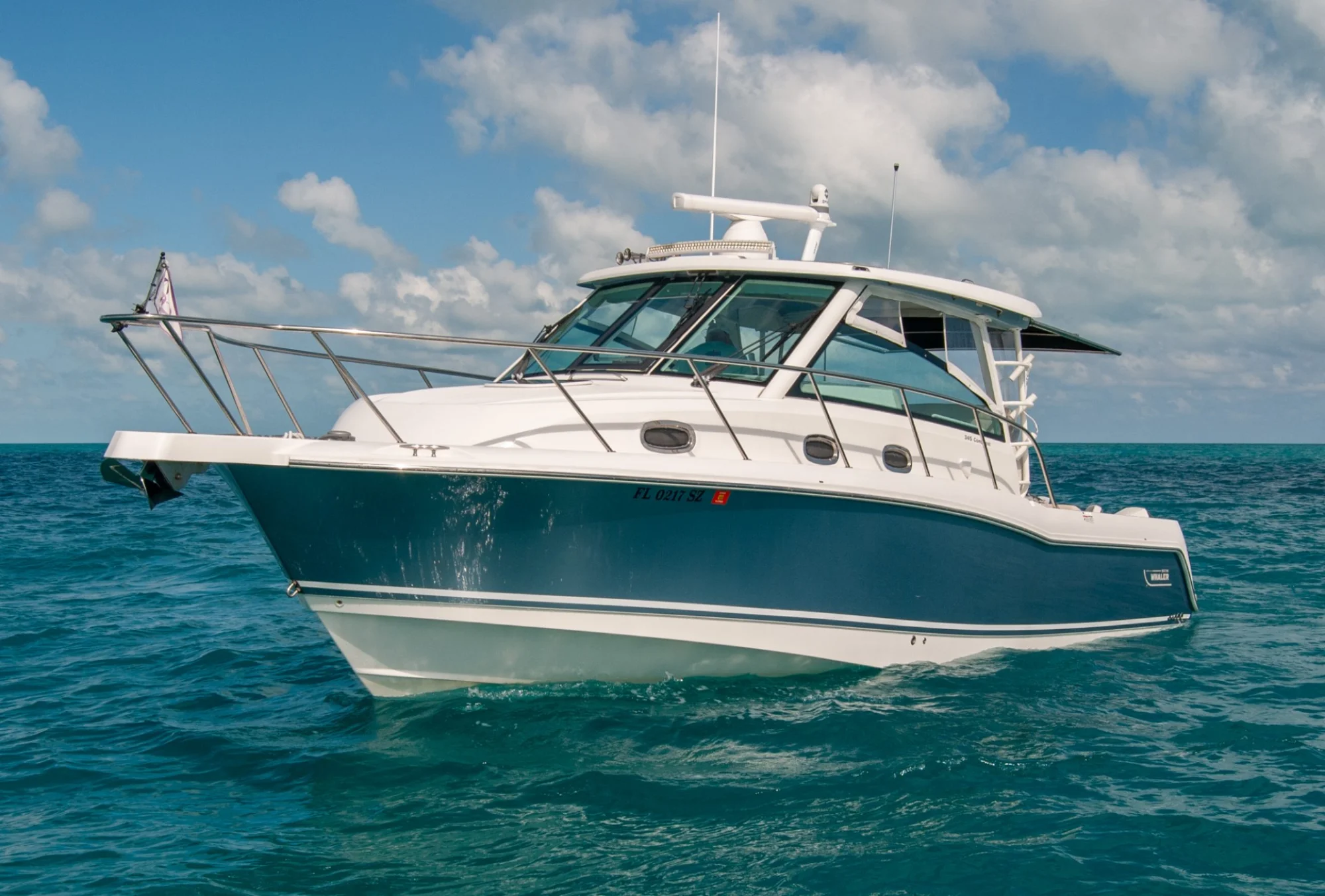 2021 Boston Whaler 345 Conquest
