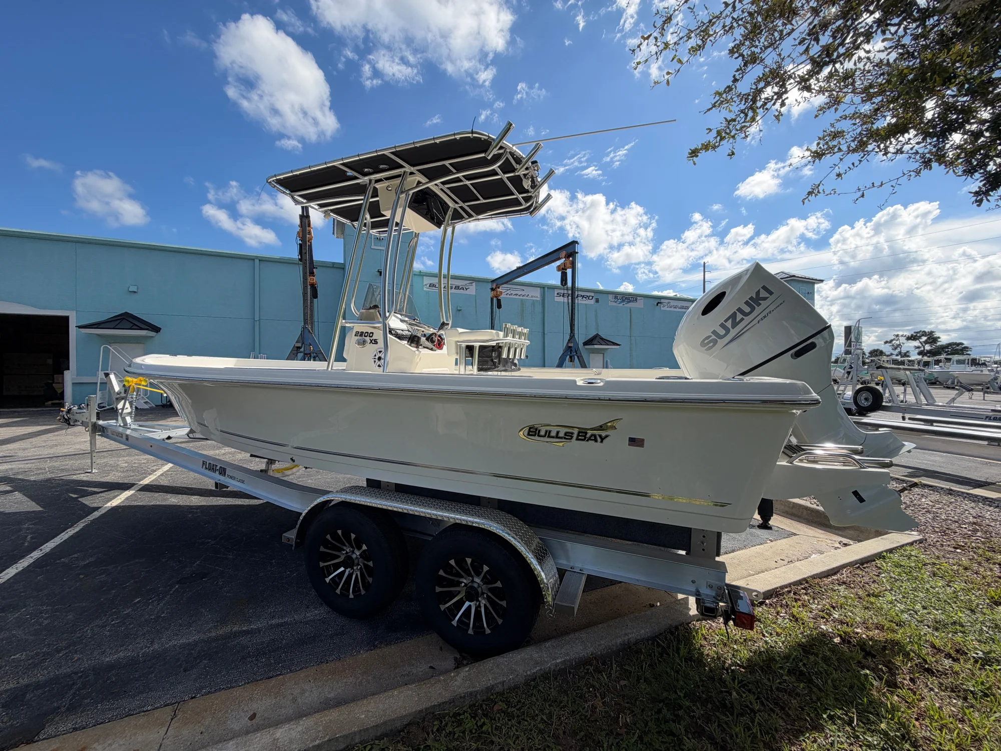 2027 Bulls Bay 2200XS - Image 3