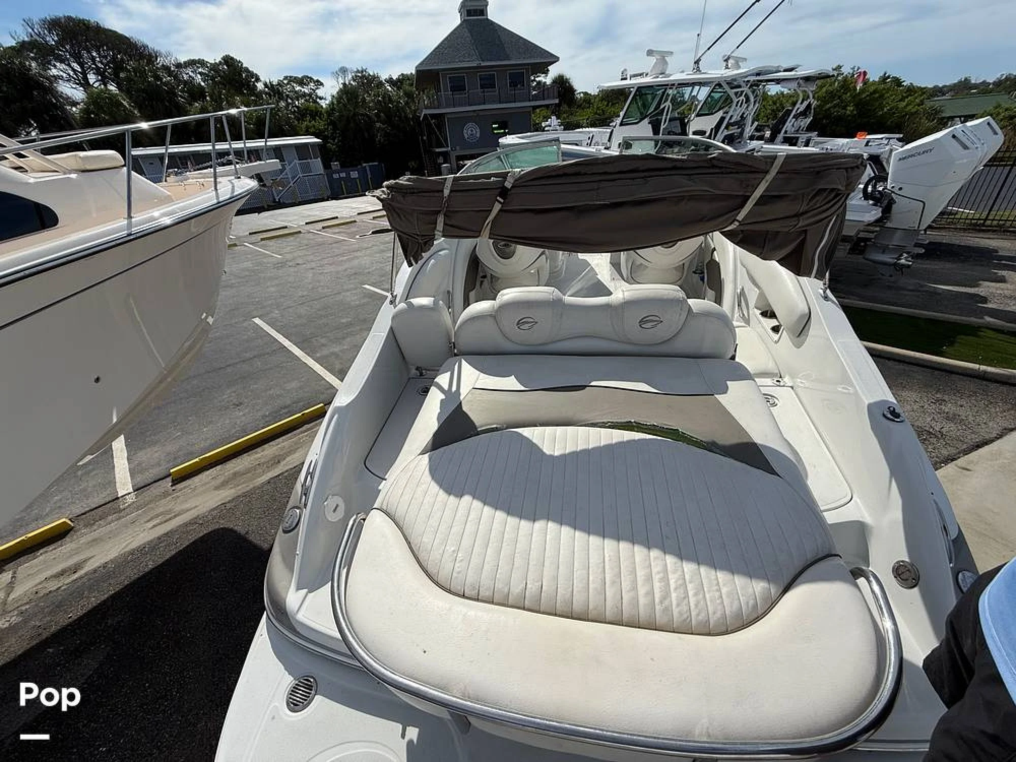 2007 Crownline 260LS - Image 3