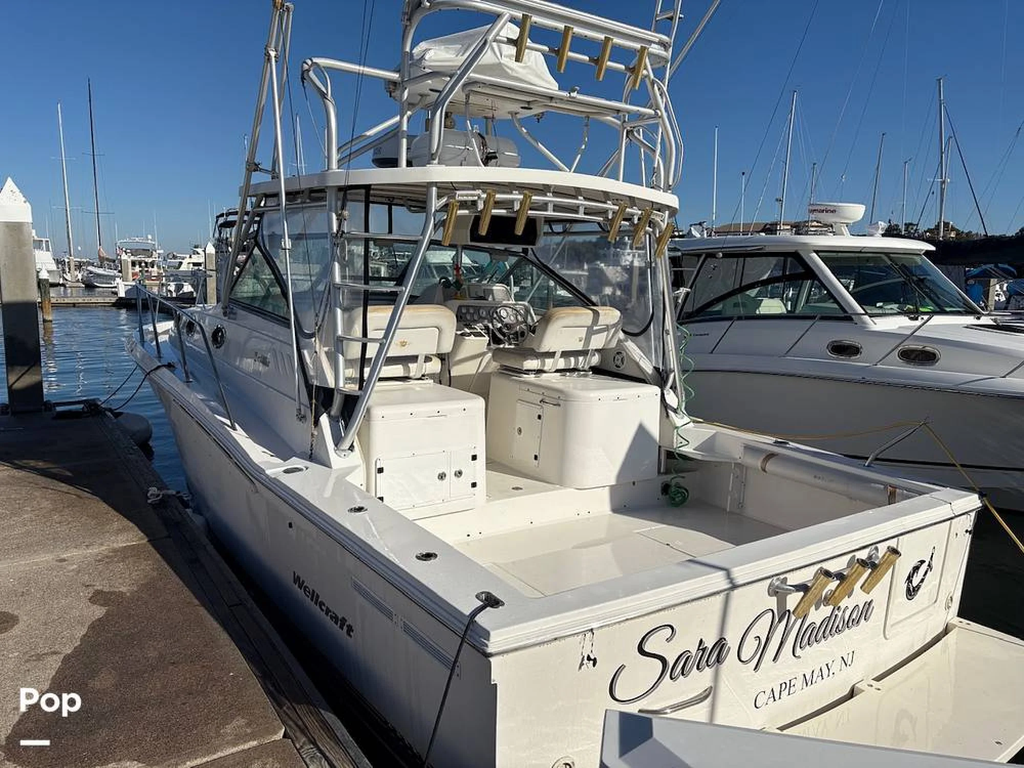 2005 Wellcraft 330 Coastal - Image 3
