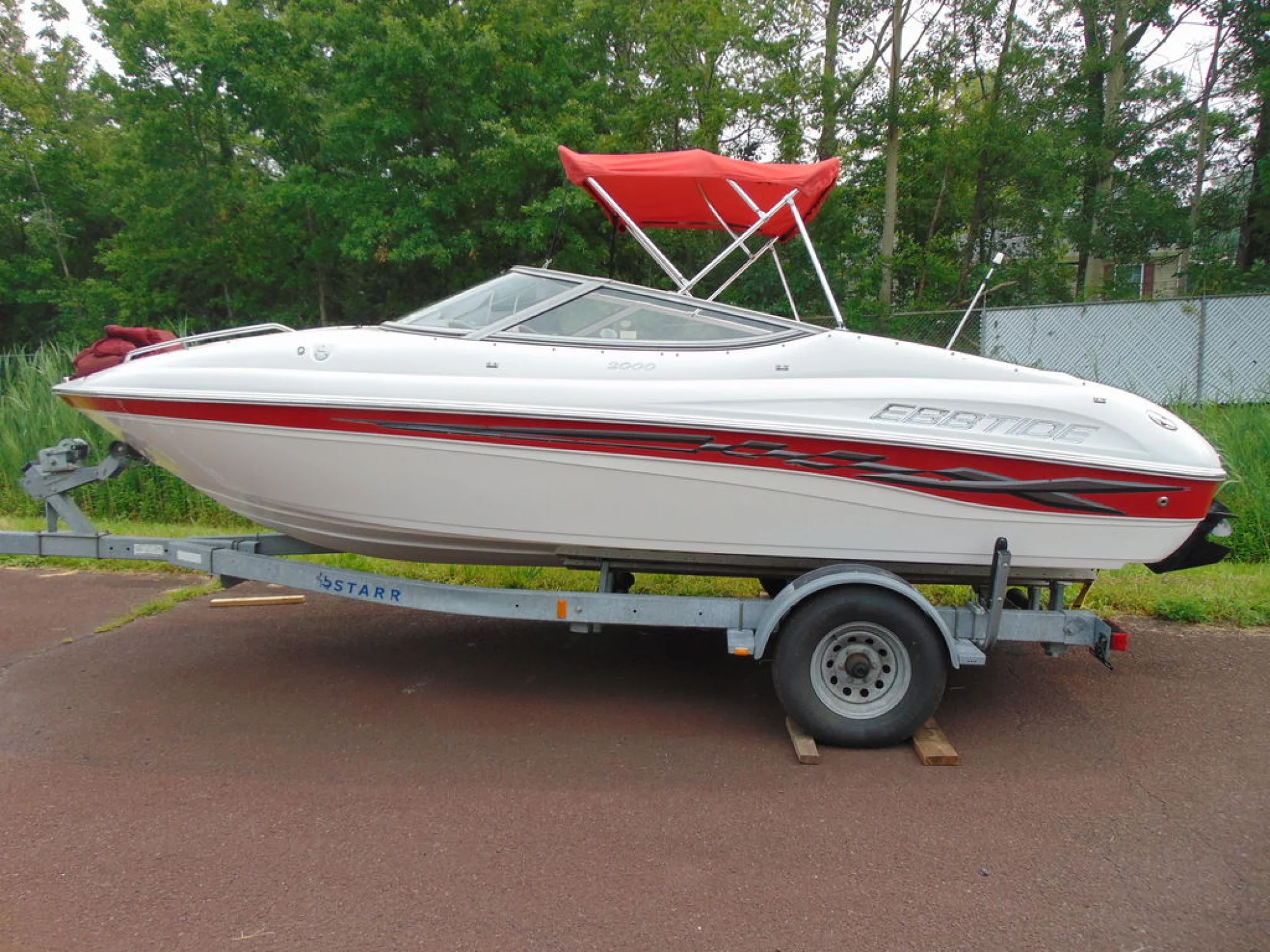 Ebbtide 2000 Bow Rider