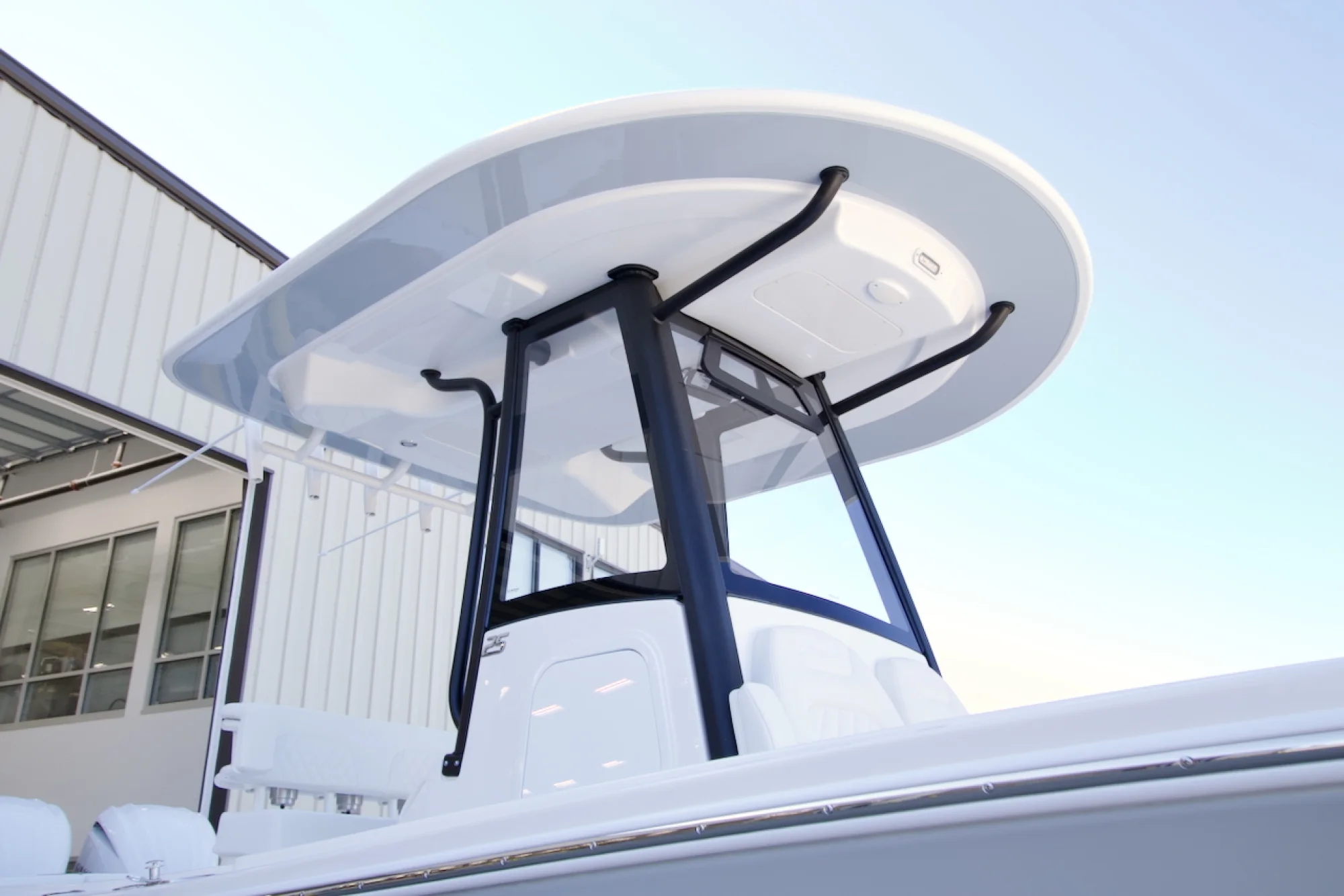 2026 REGULATOR 25 CC - Image 3