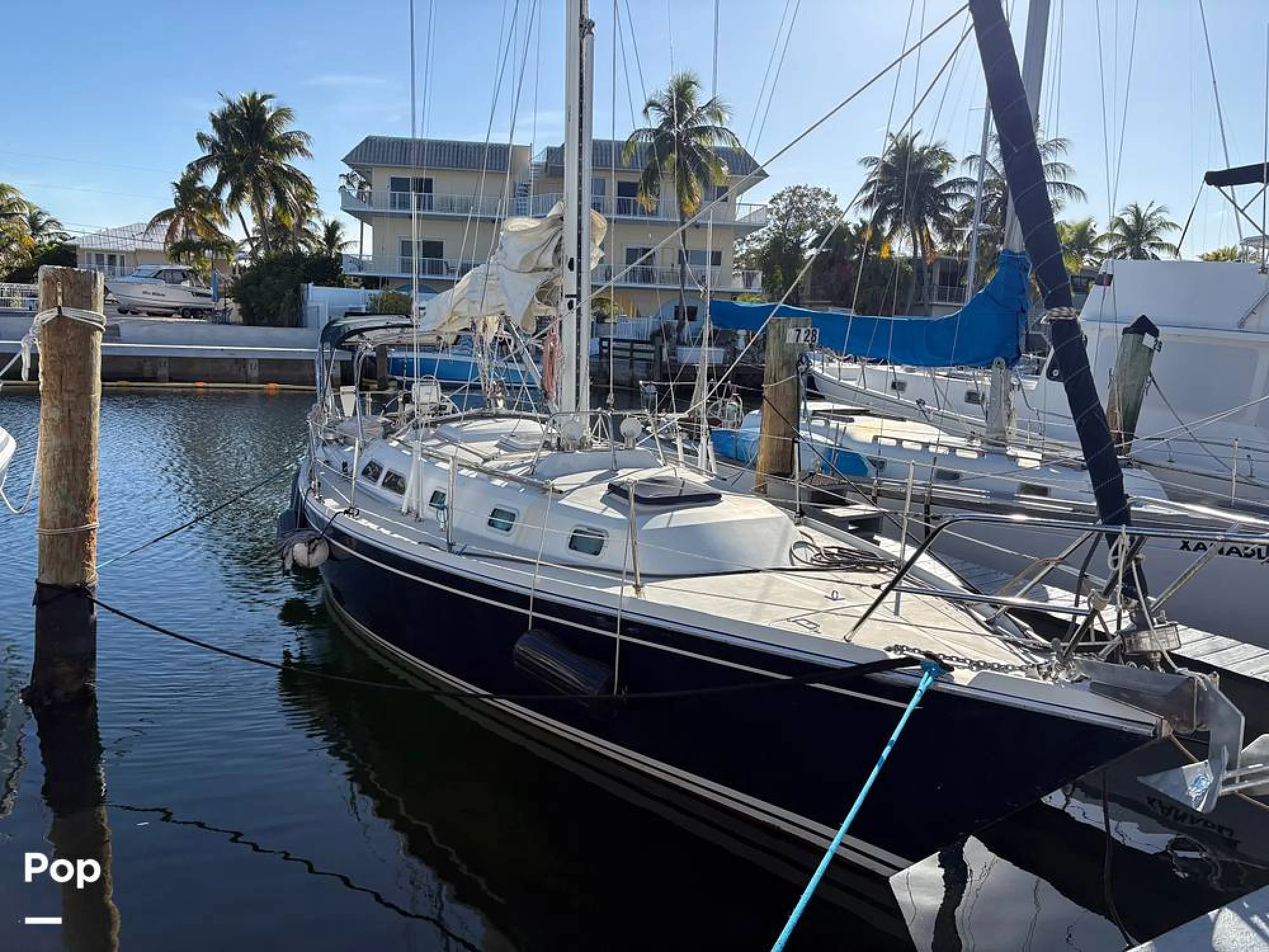 1987 Ericson Yachts 35.3 STD - Main Image
