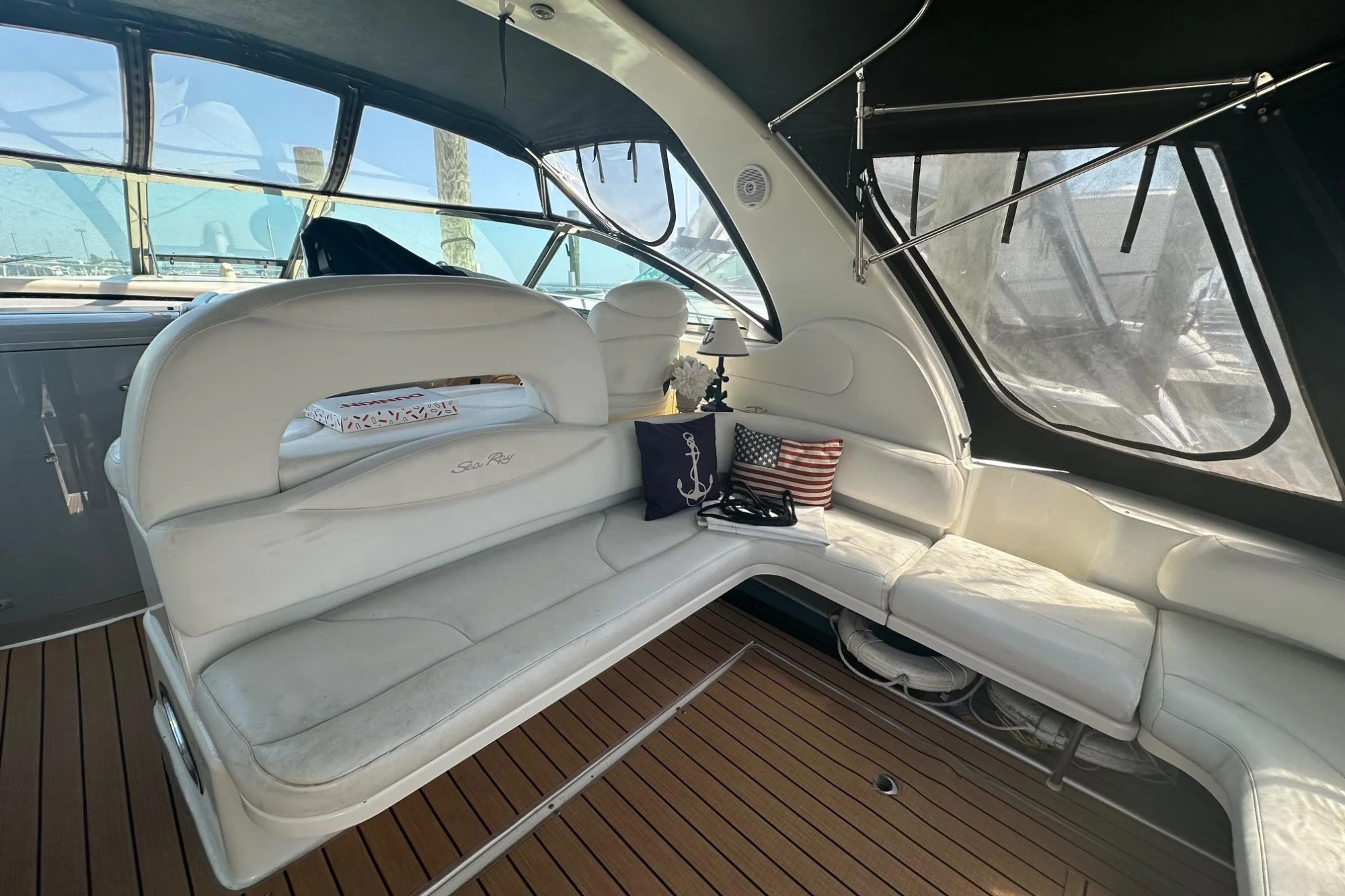 2001 Sea Ray 410 Sundancer - Image 4