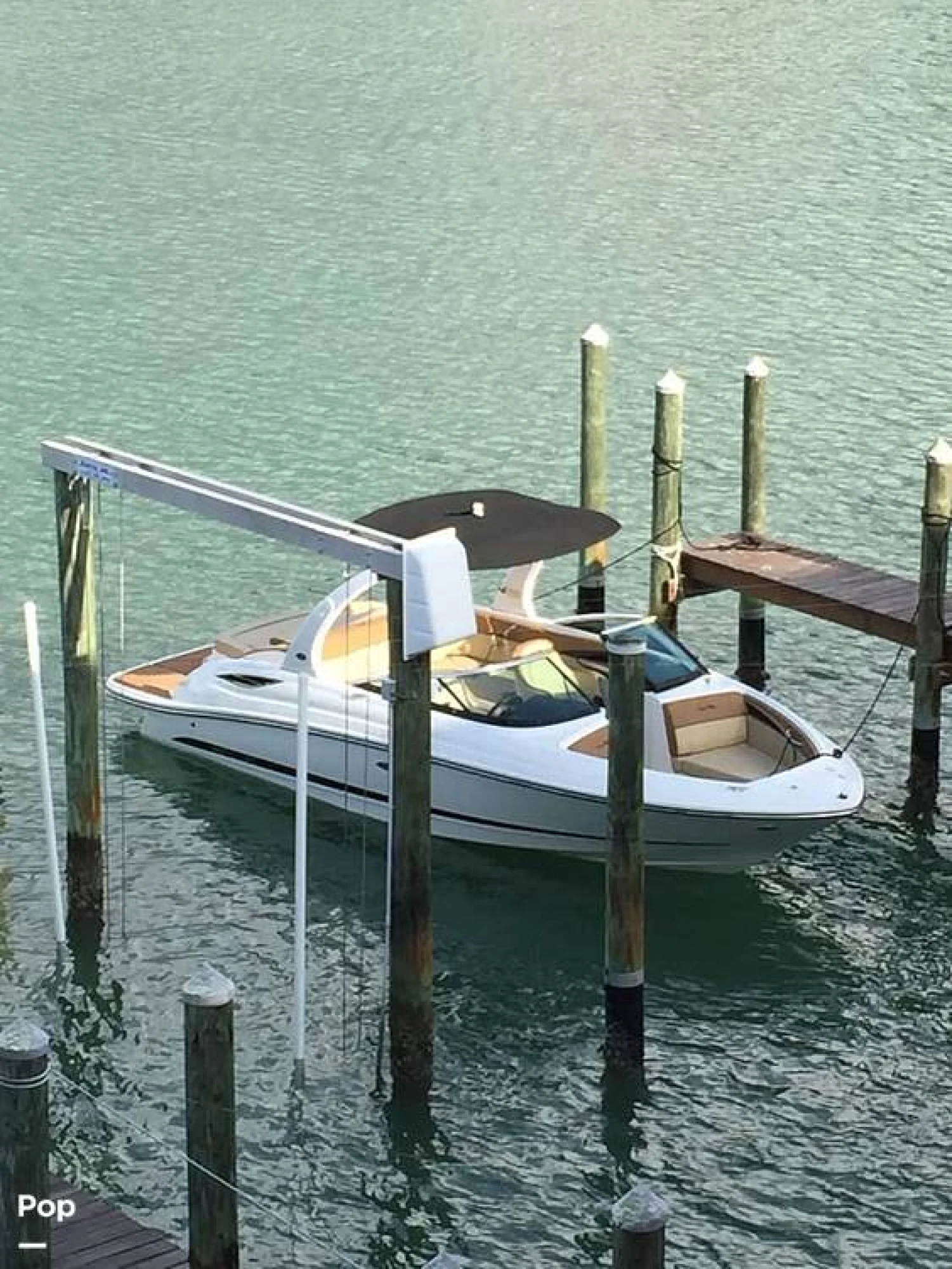 2016 Sea Ray SLX230 - Image 4