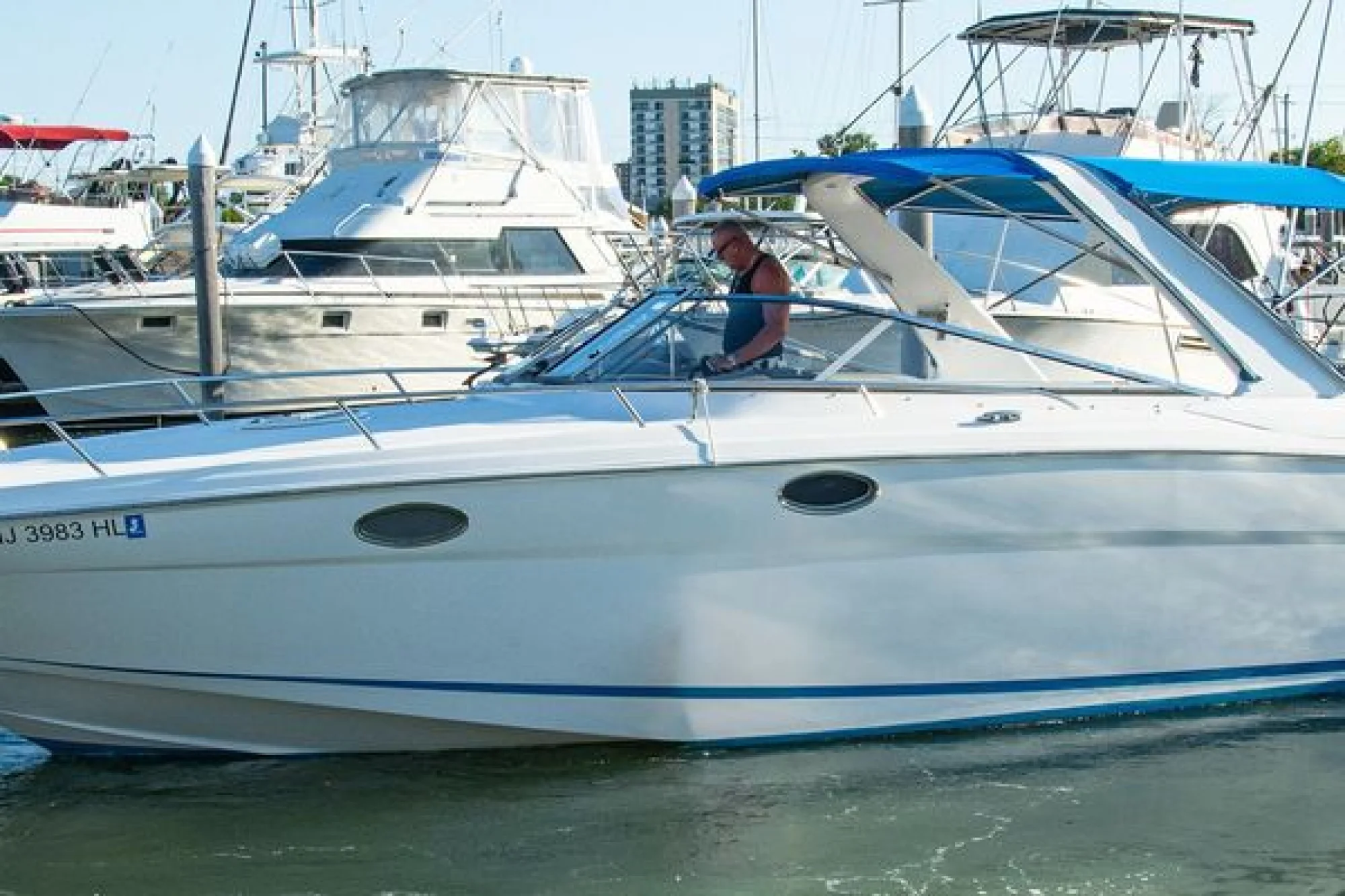 2005 34' Regal 3350 Sport Cruiser | 34ft - Image 4